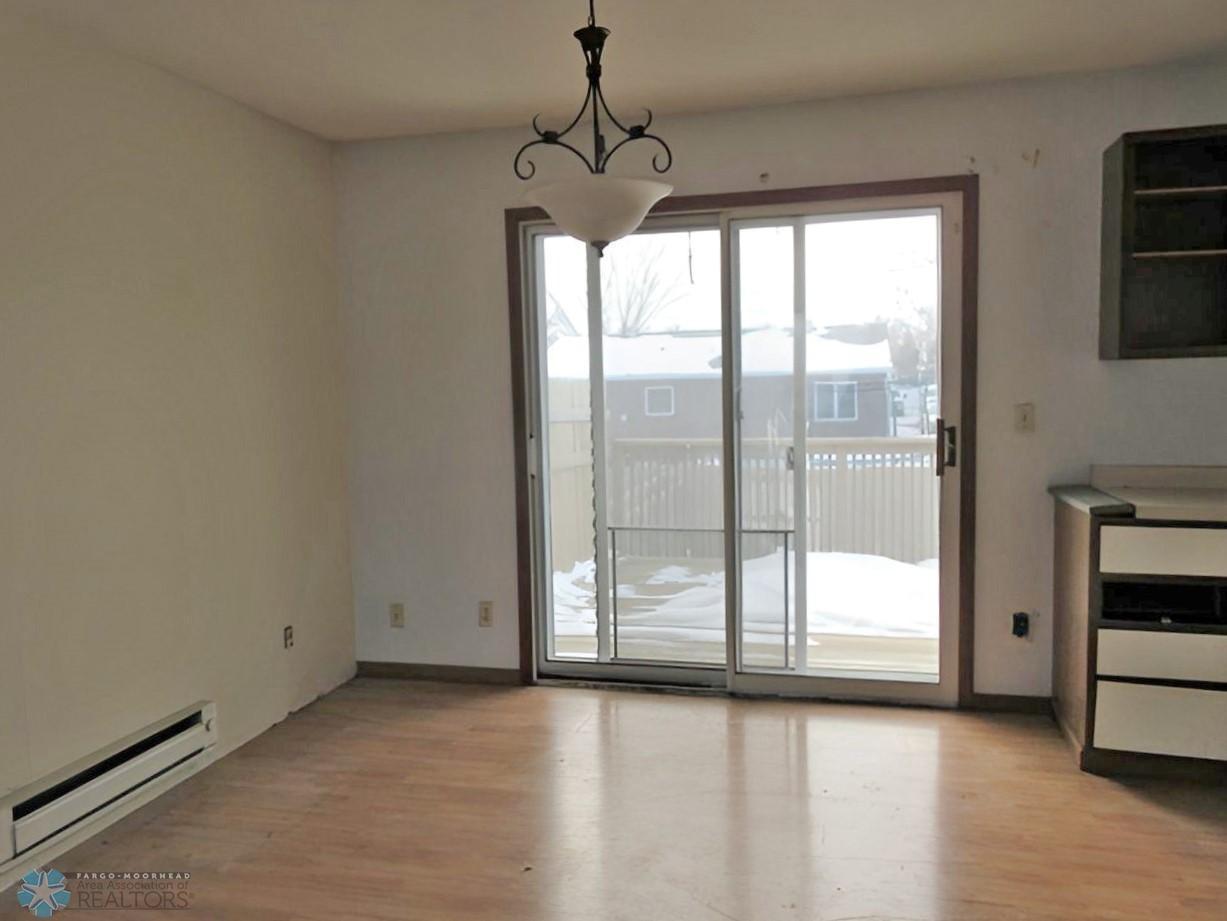 West Fargo, North Dakota 58078, United States, 2 Bedrooms Bedrooms, ,1 BathroomBathrooms,Residential,Pending,11931