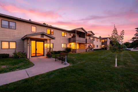 Condo For Sale - 1806 Pioneer Road<br/> Goodhue County, Red Wing, MN 55066