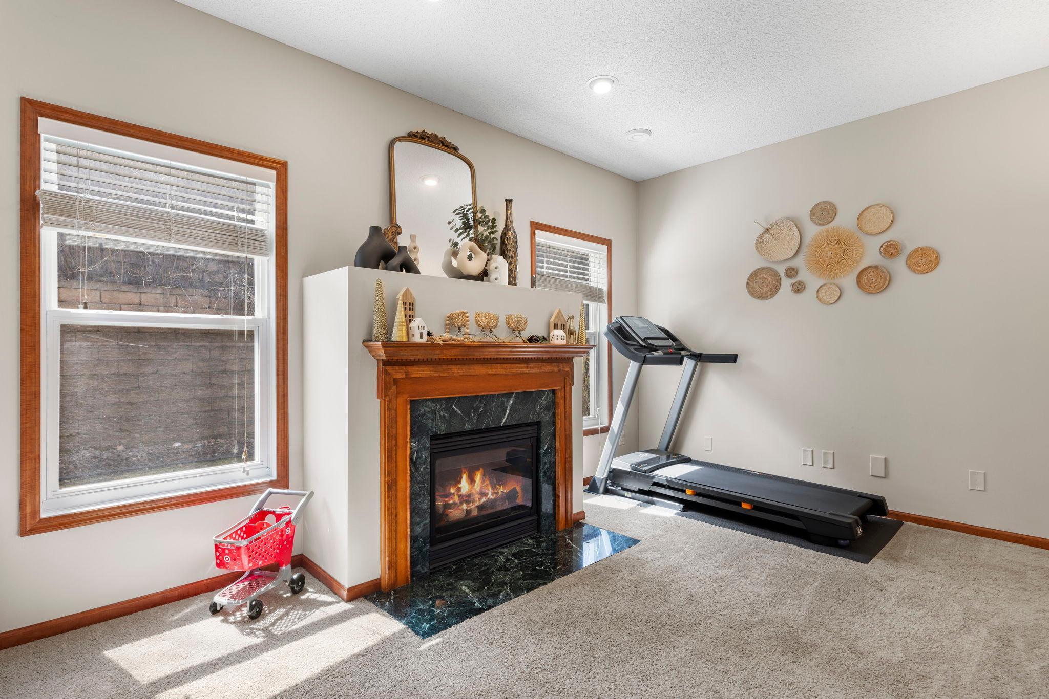 554 Lomianki Lane, Minneapolis, Minnesota image 9