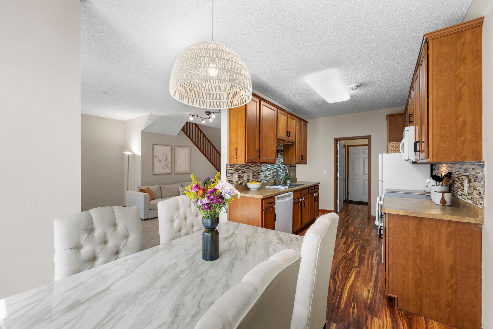 554 Lomianki Lane, Minneapolis, Minnesota image 18
