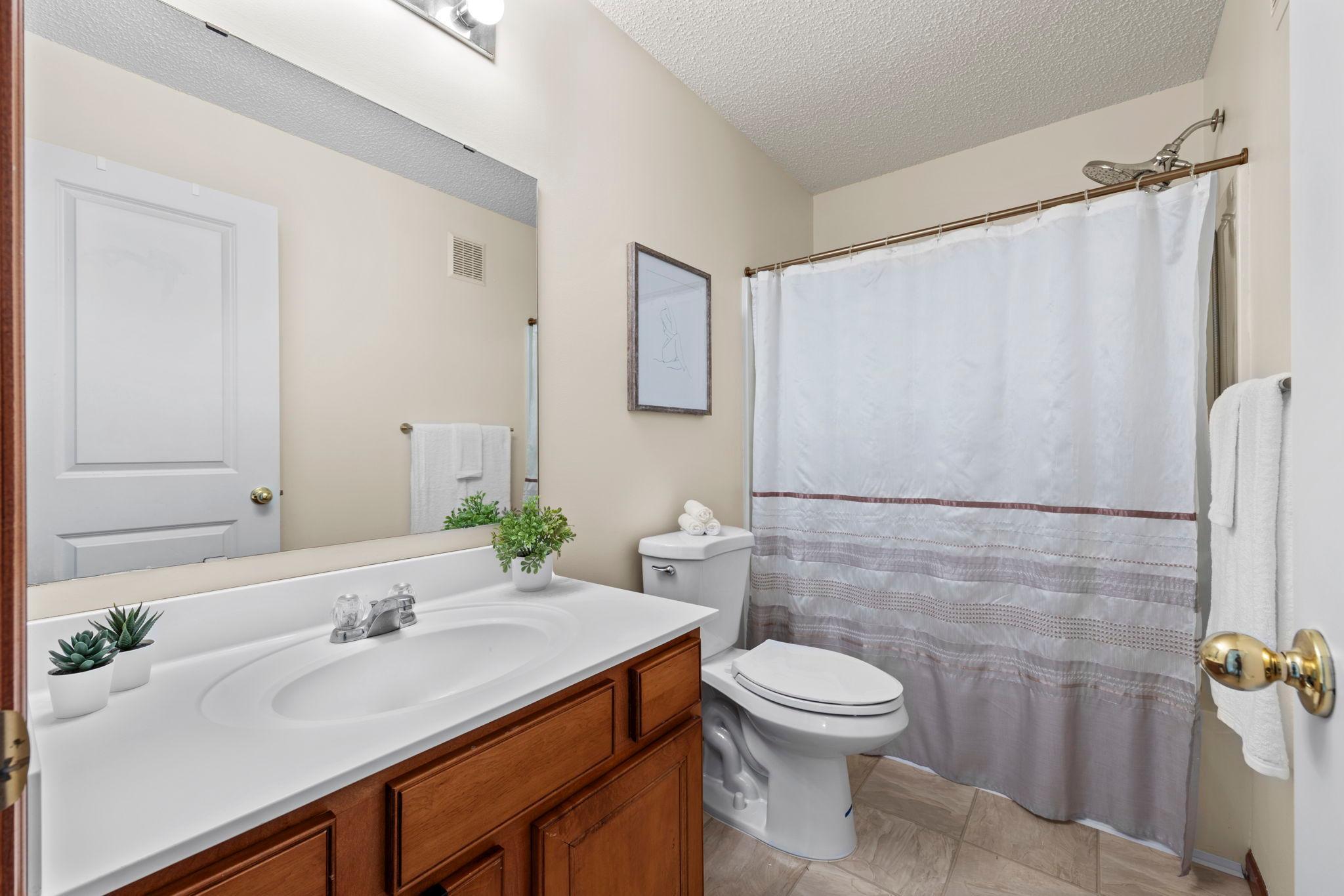 554 Lomianki Lane, Minneapolis, Minnesota image 36