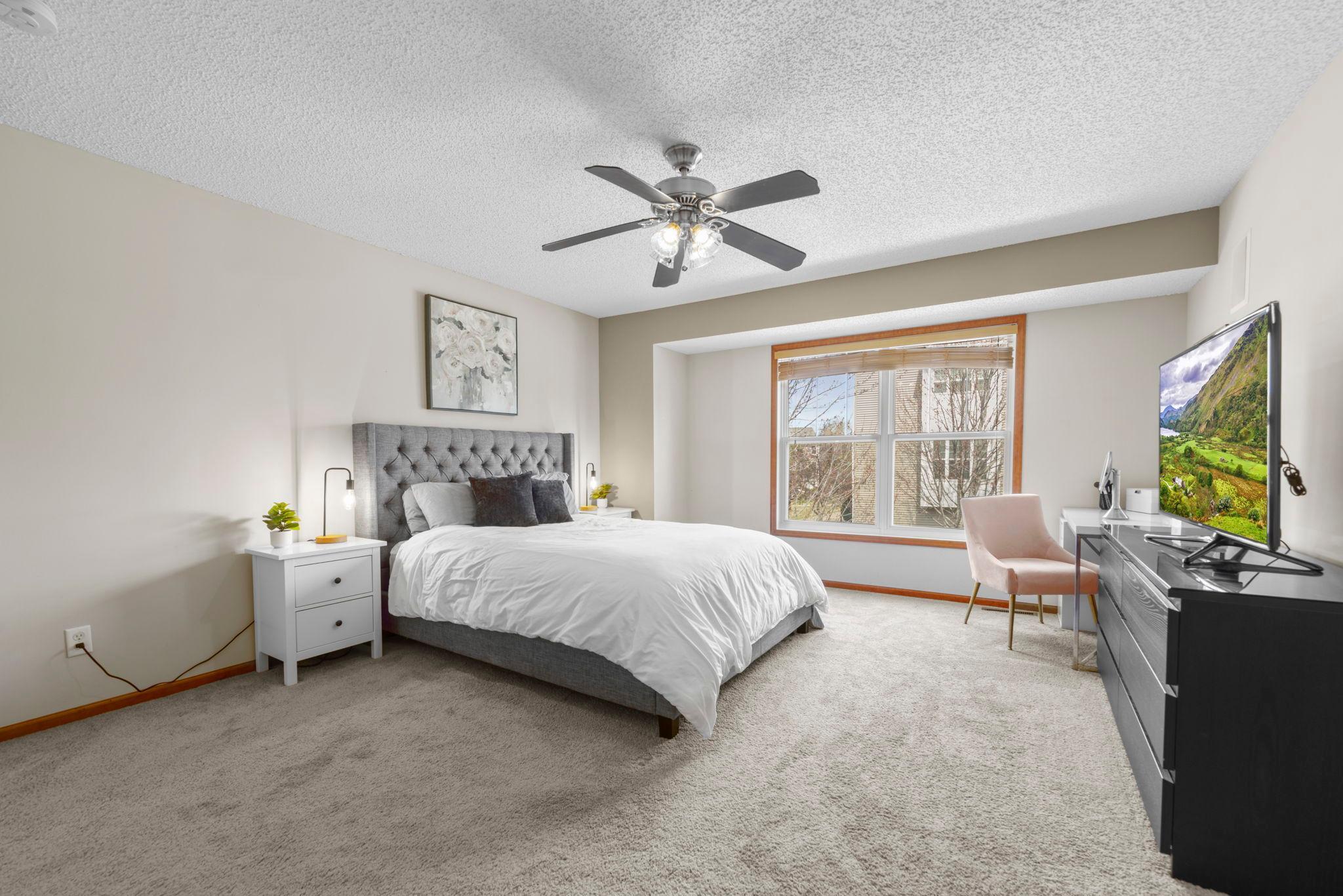 554 Lomianki Lane, Minneapolis, Minnesota image 28