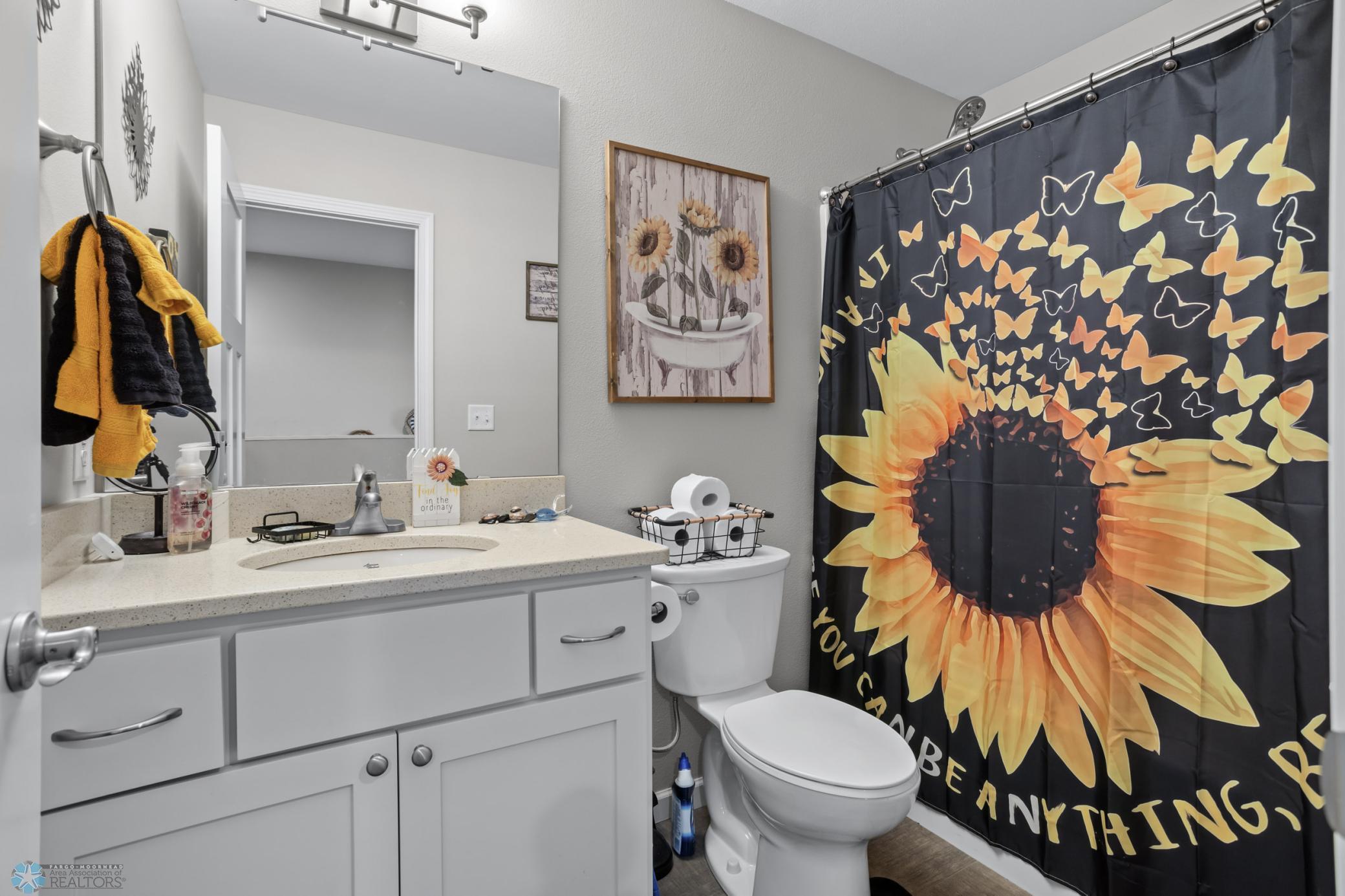 503 33rd Way #B, West Fargo, North Dakota image 23