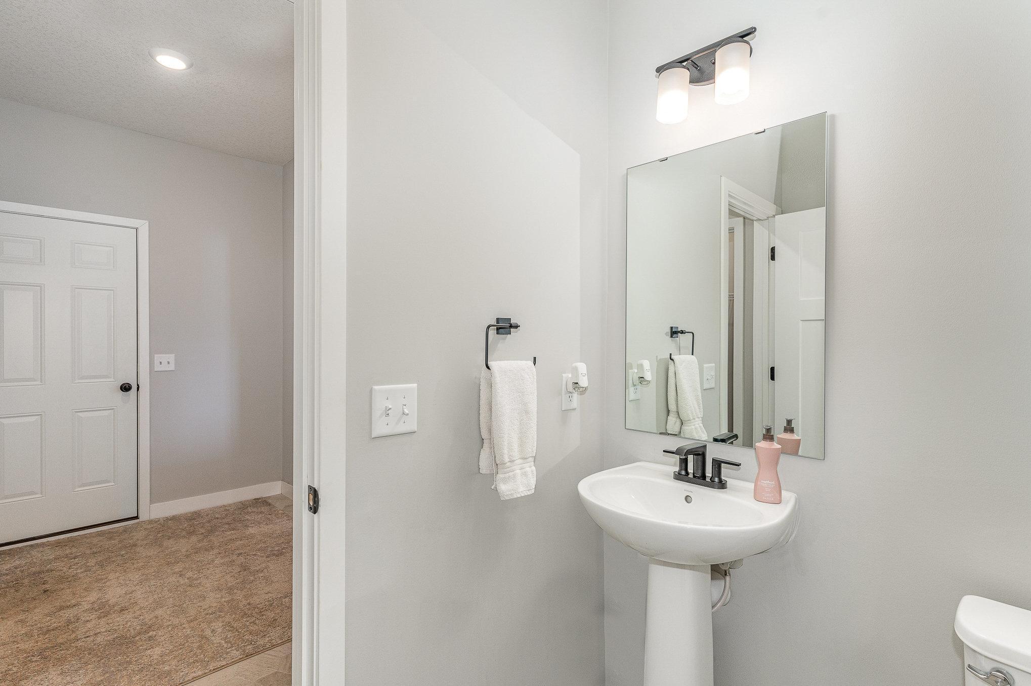 1390 142nd Street, Rosemount, Minnesota image 9