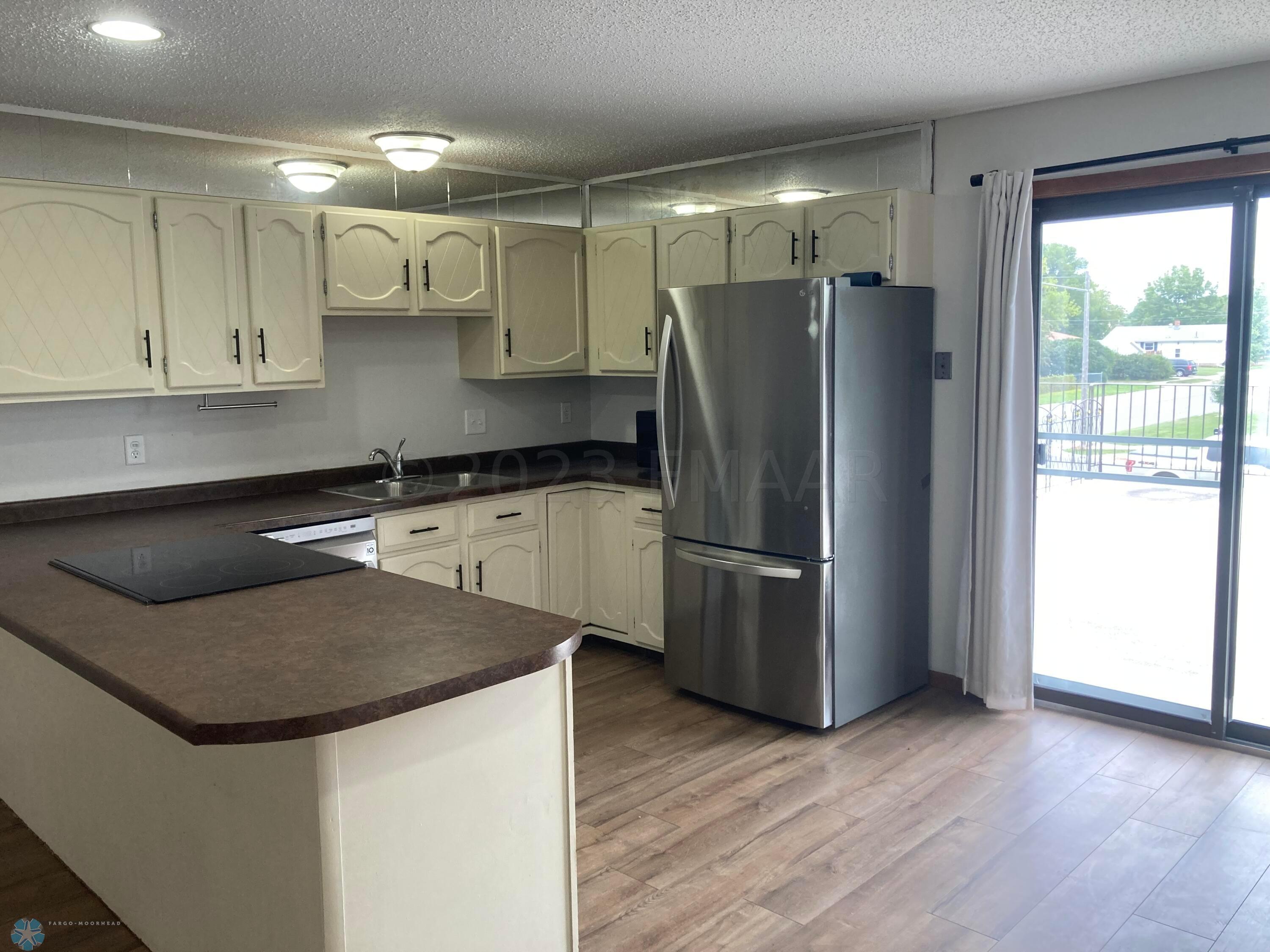 204 5 Street #D, Dilworth, Minnesota image 2