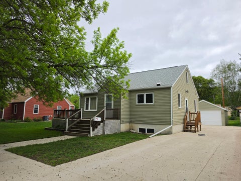 Homes For Sale - 3023 Norwood Avenue<br/> Murray County, Slayton, MN 56172