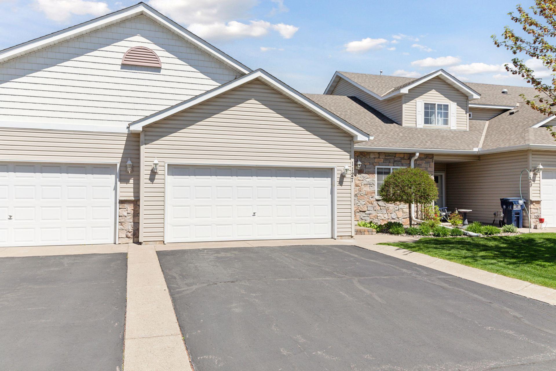 1127 Iris Drive, Saint Paul, Minnesota image 3