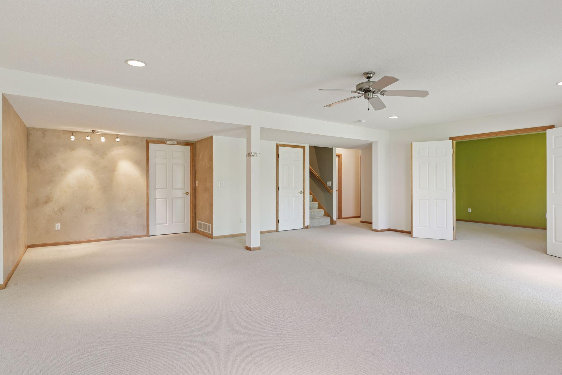 1127 Iris Drive, Saint Paul, Minnesota image 33