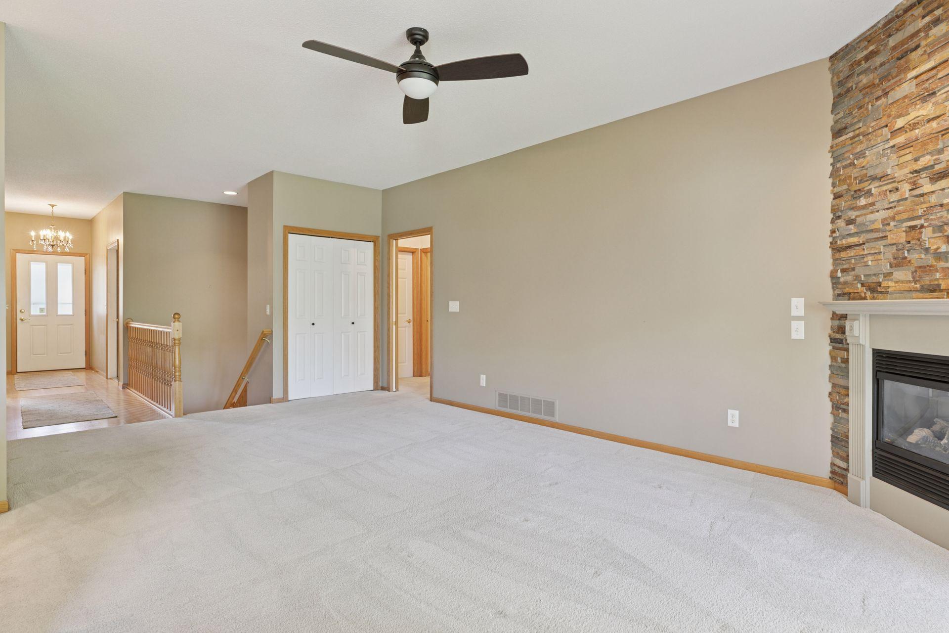 1127 Iris Drive, Saint Paul, Minnesota image 9