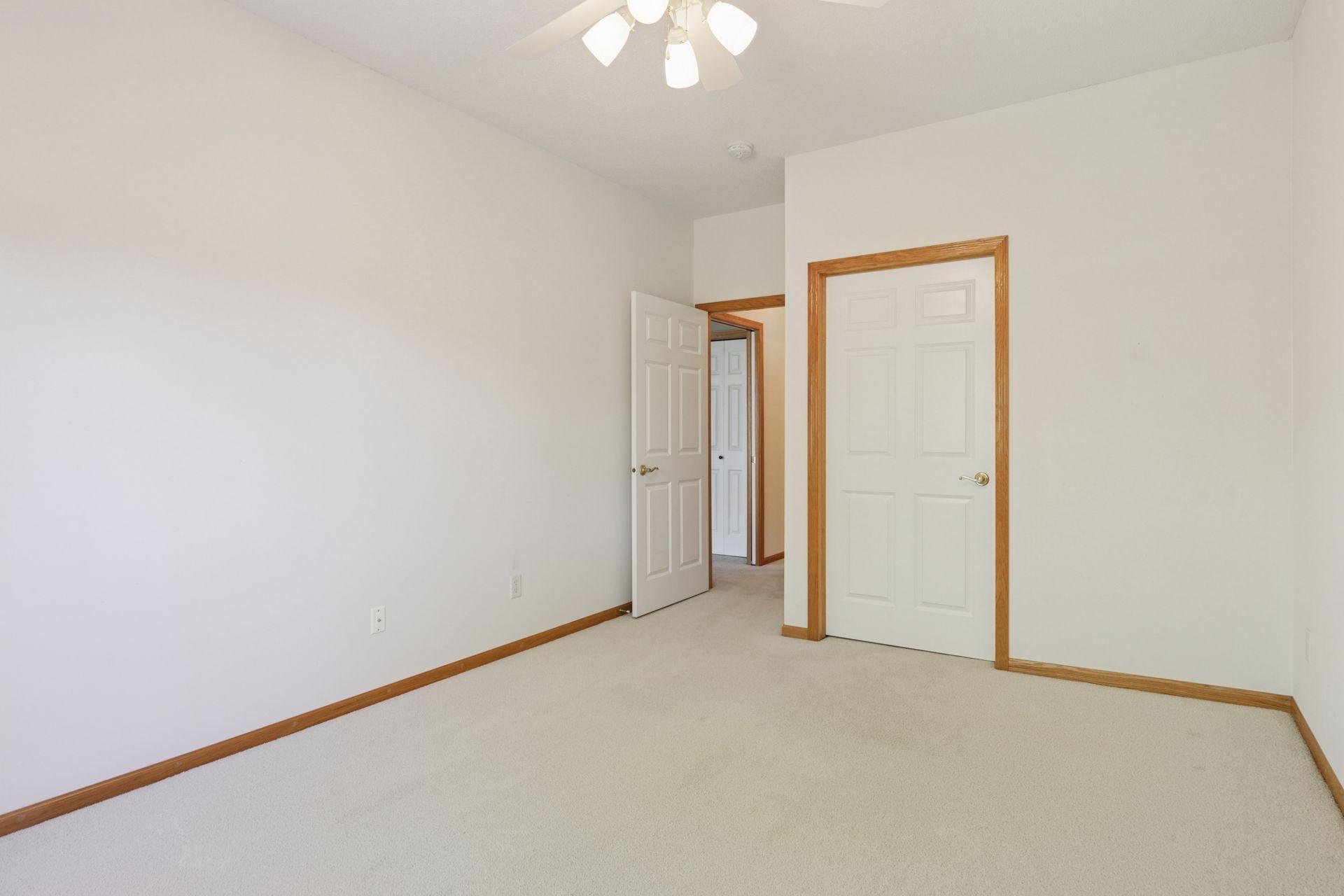 1127 Iris Drive, Saint Paul, Minnesota image 27