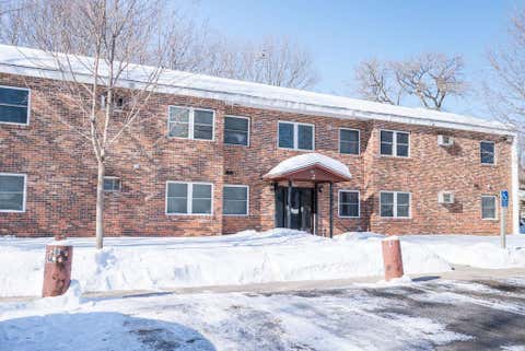 Apartment For Rent - 321 W Bert Street<br/> Lake Crystal, MN 56055