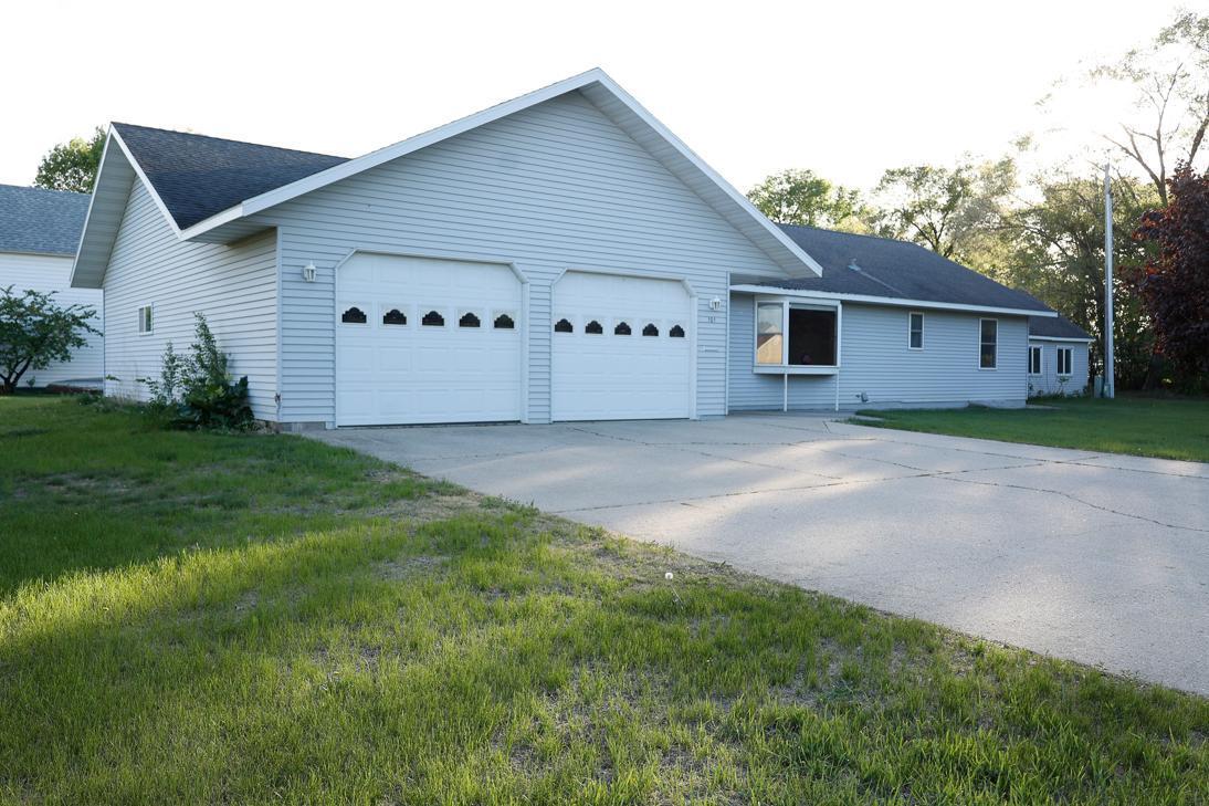 101 6th Street, Perham, Minnesota image 3