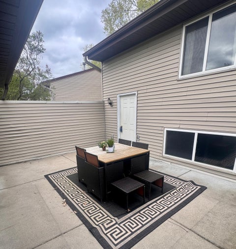Townhouse For Sale - 7510 Germane Trail<br/> Saint Paul, MN 55124