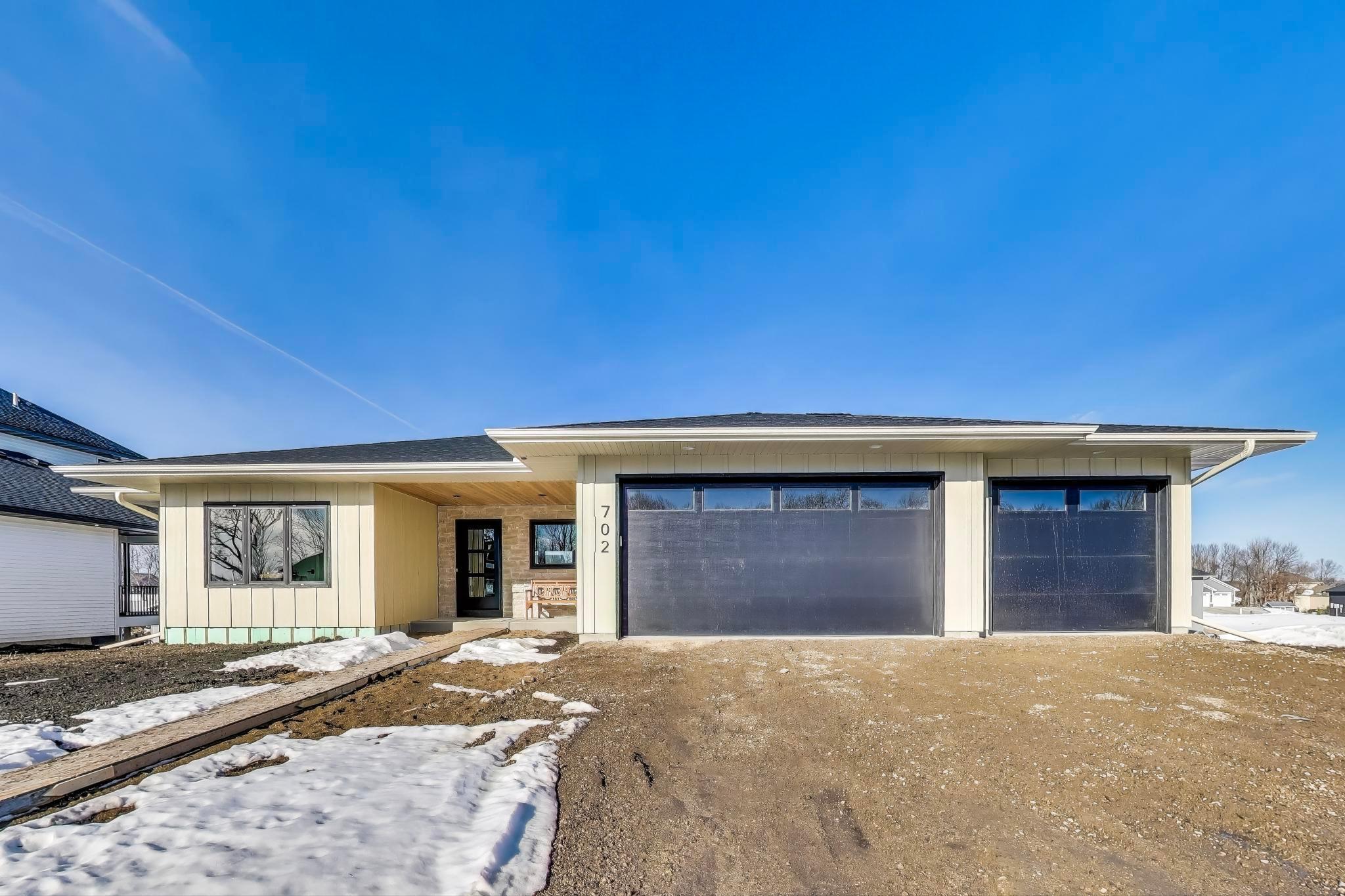 702 Summer Avenue, New Prague, Minnesota image 2