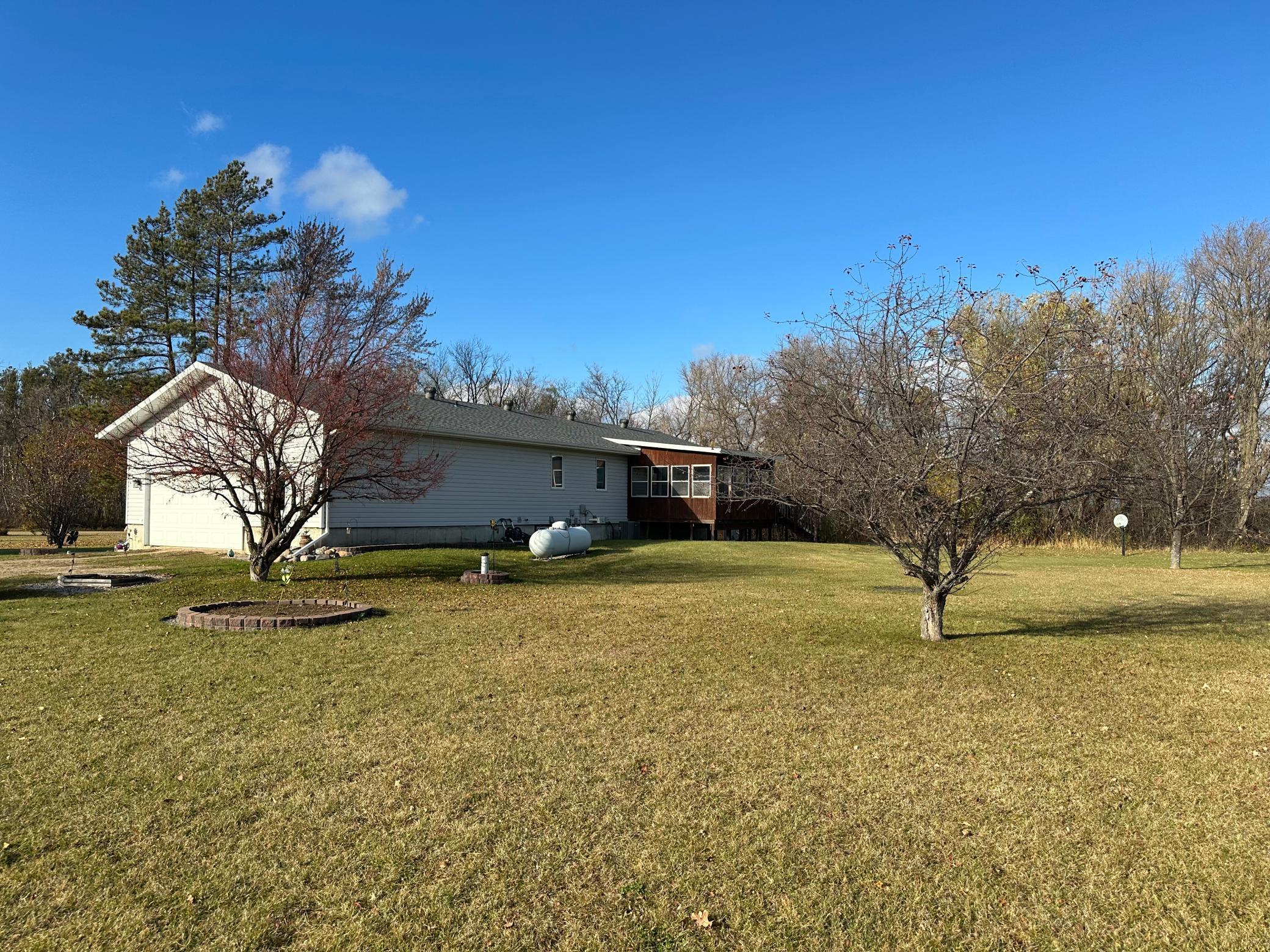 30468 600th Avenue, Warroad, Minnesota image 2