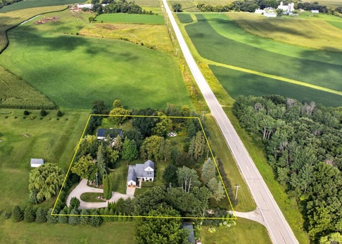 Homes For Sale - 10418 County Road 26<br/> Byron, MN 55920