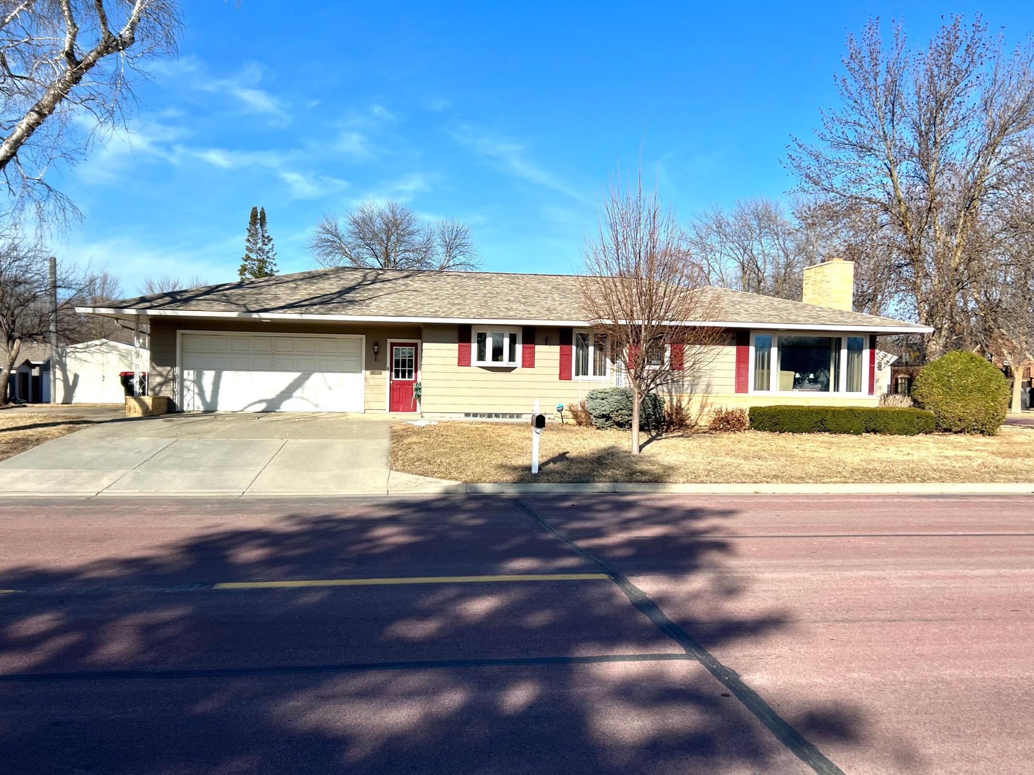 500 S Gould Street, Redwood Falls, Minnesota image 1