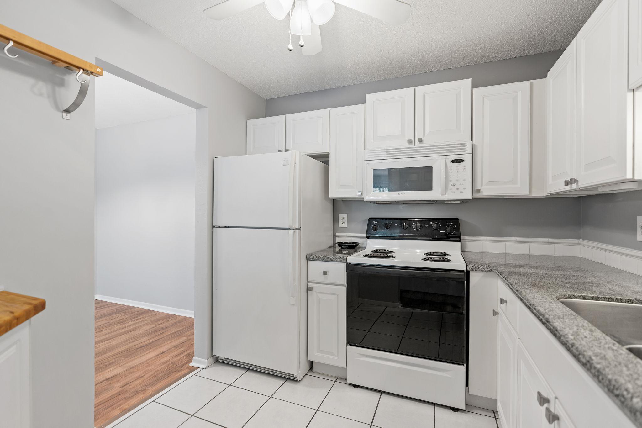 3425 Golfview Drive #308, Eagan, Minnesota image 6