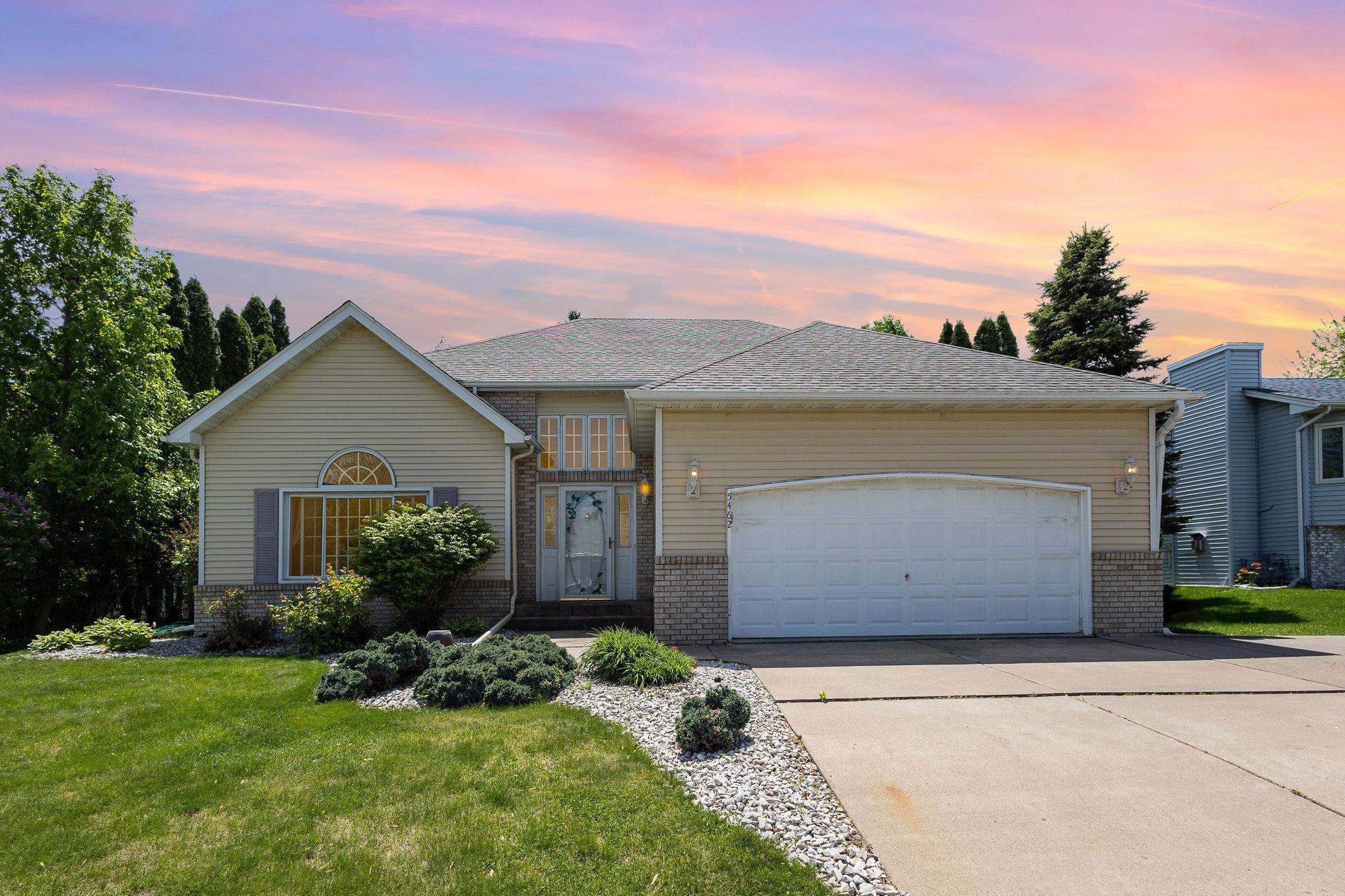 5462 Golfview Circle, Saint Paul, Minnesota image 3