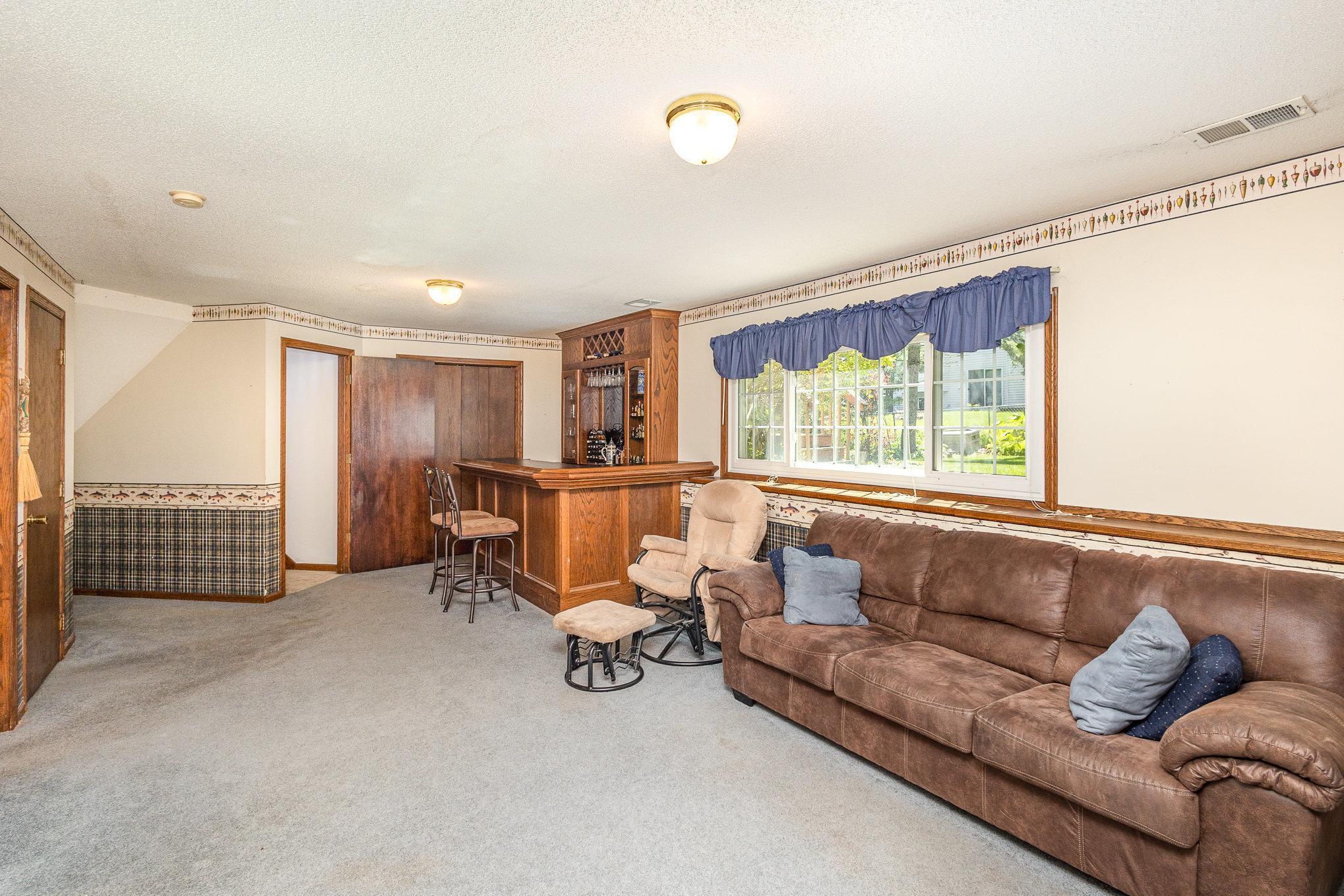 5462 Golfview Circle, Saint Paul, Minnesota image 22