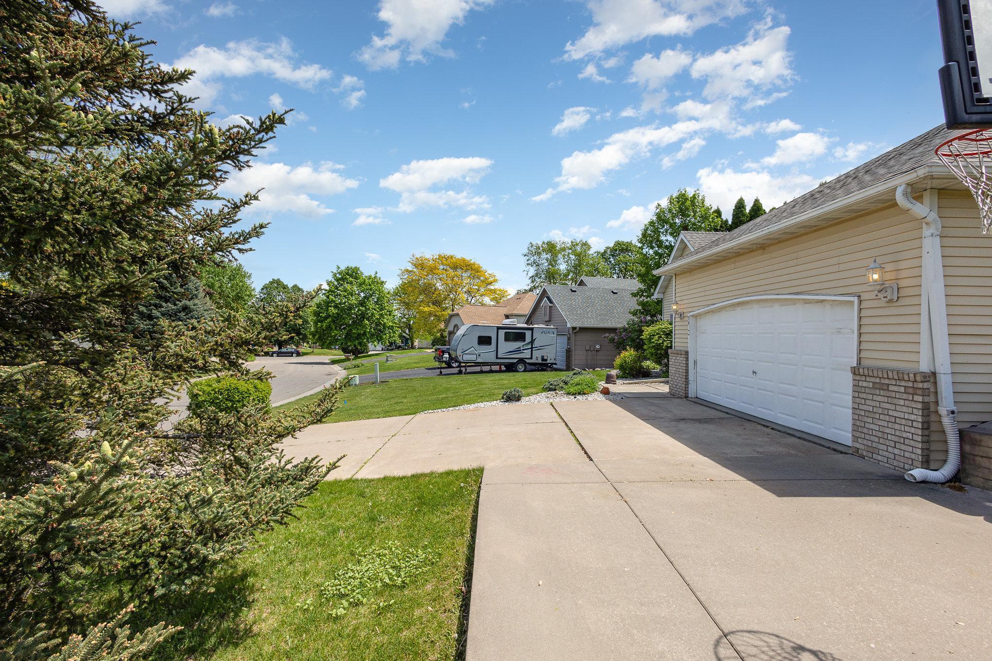 5462 Golfview Circle, Saint Paul, Minnesota image 34