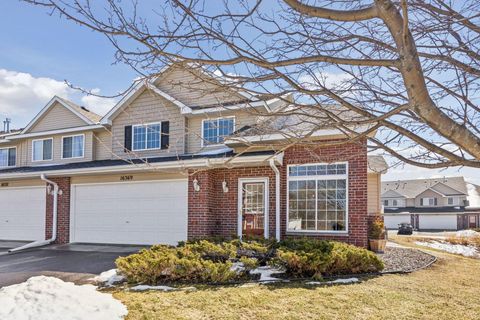 Townhouse For Sale - 16369 Elm Creek Lane<br/> Lakeville, MN 55044