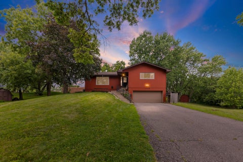 Homes For Sale - 12916 1st Avenue<br/> Burnsville, MN 55337