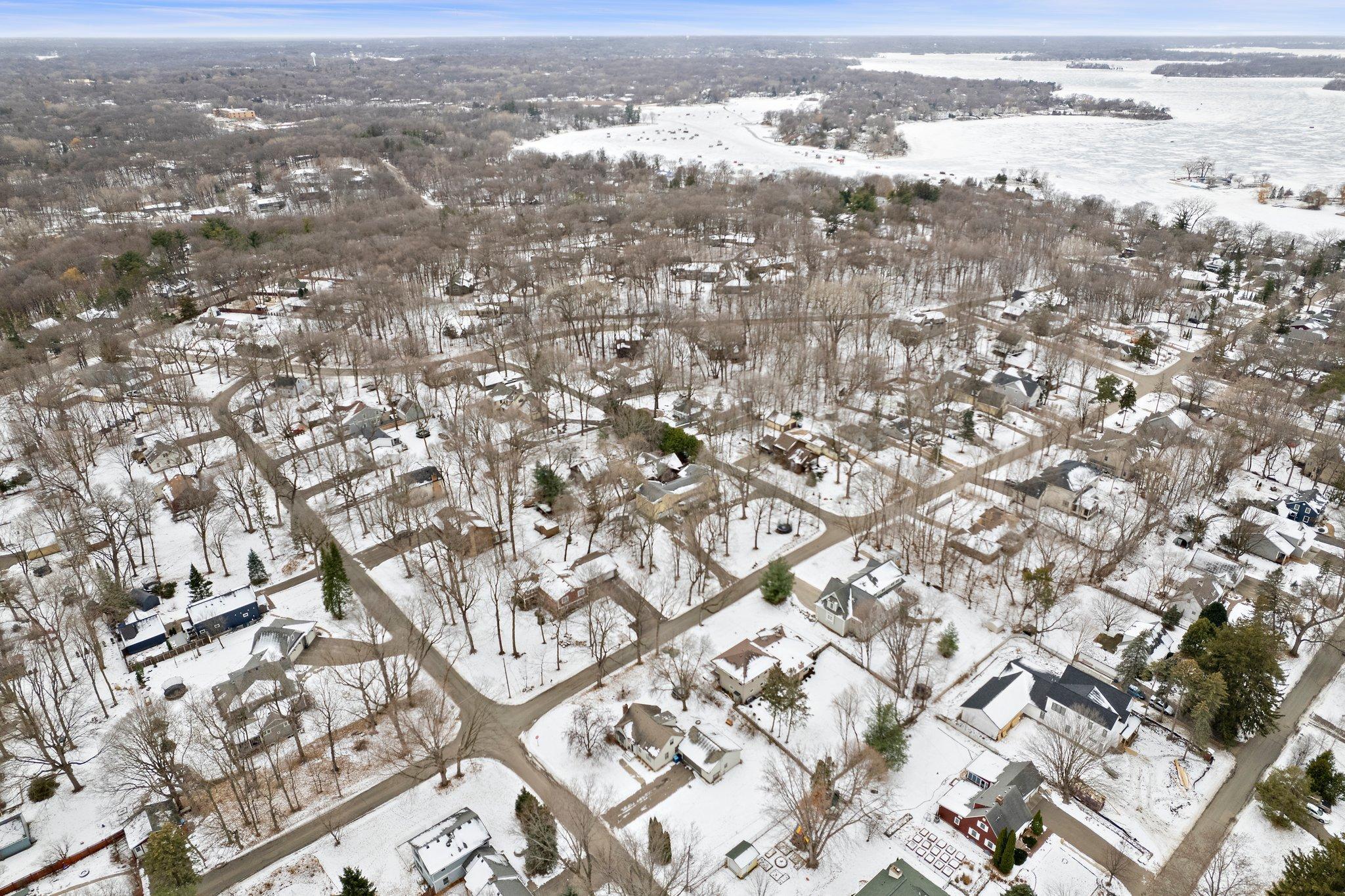 18875 Lake Avenue, Wayzata, Minnesota image 4