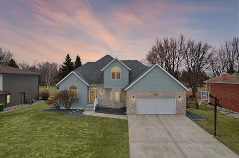 Homes For Sale - 1543 14th Avenue<br/> Wahpeton, ND 58075