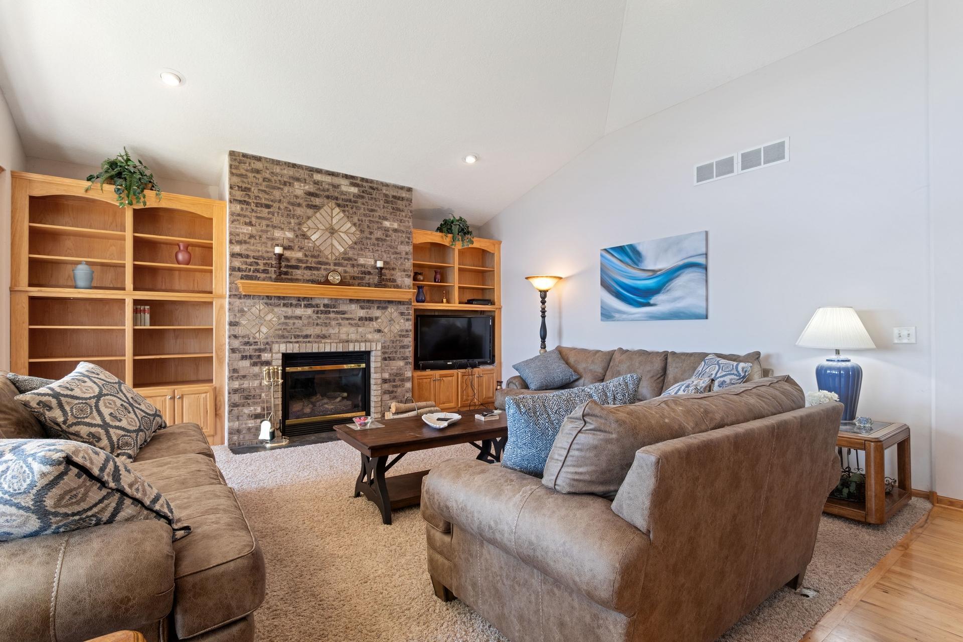 46463 Cambridge Drive, Stanchfield, Minnesota image 2
