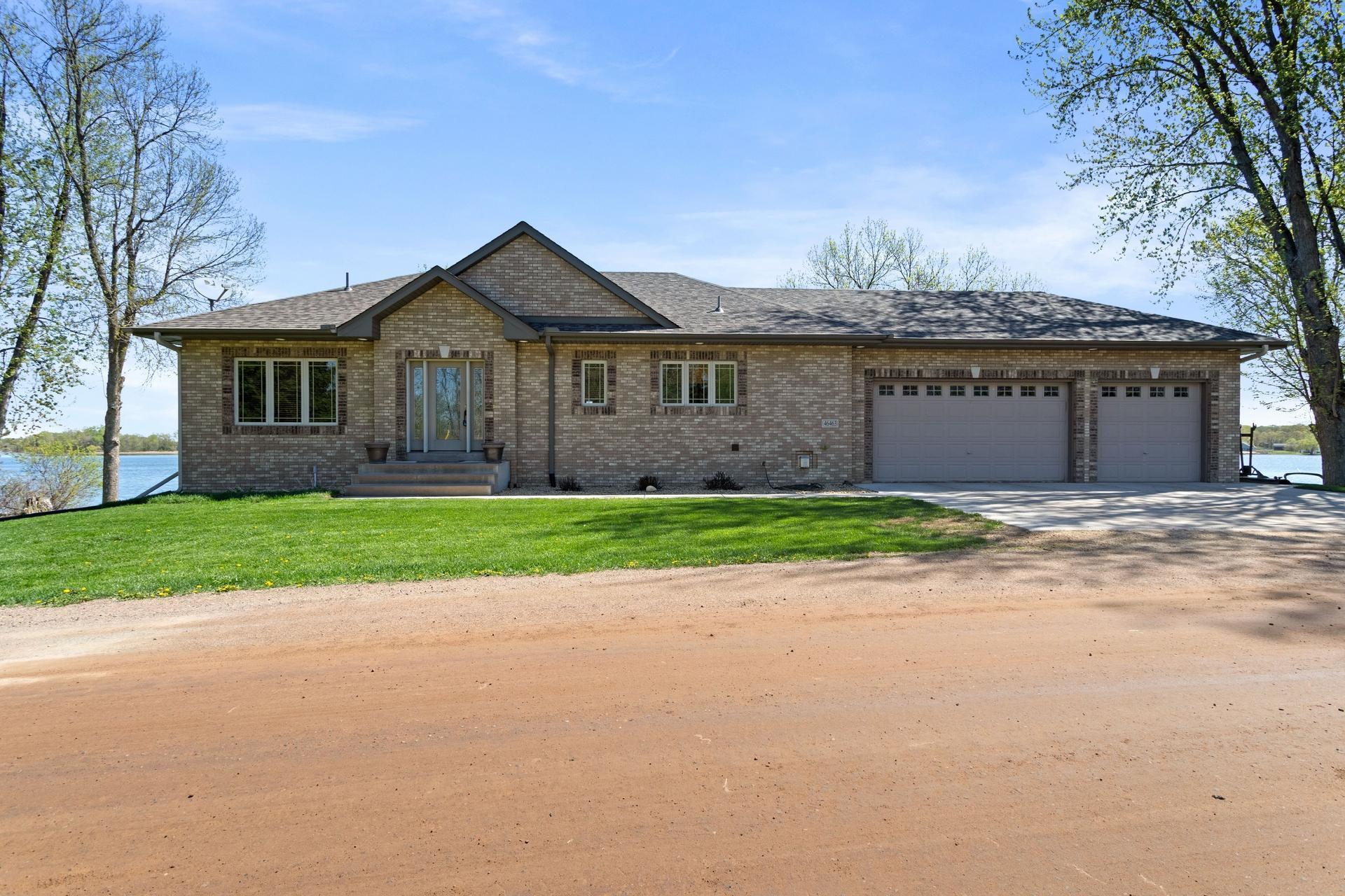 46463 Cambridge Drive, Stanchfield, Minnesota image 1