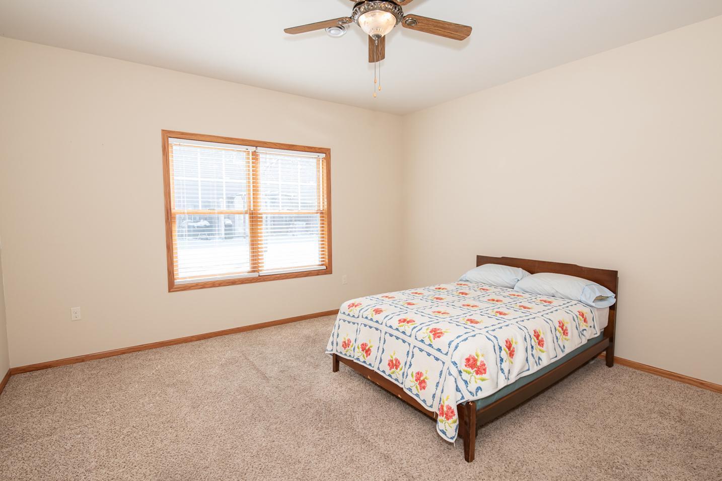 3525 W 7th Street #A, Winona, Minnesota image 16