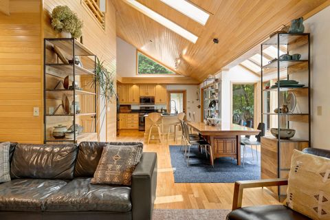 Homes For Sale - 25633 E Comfort Drive<br/> Chisago City, MN 55013