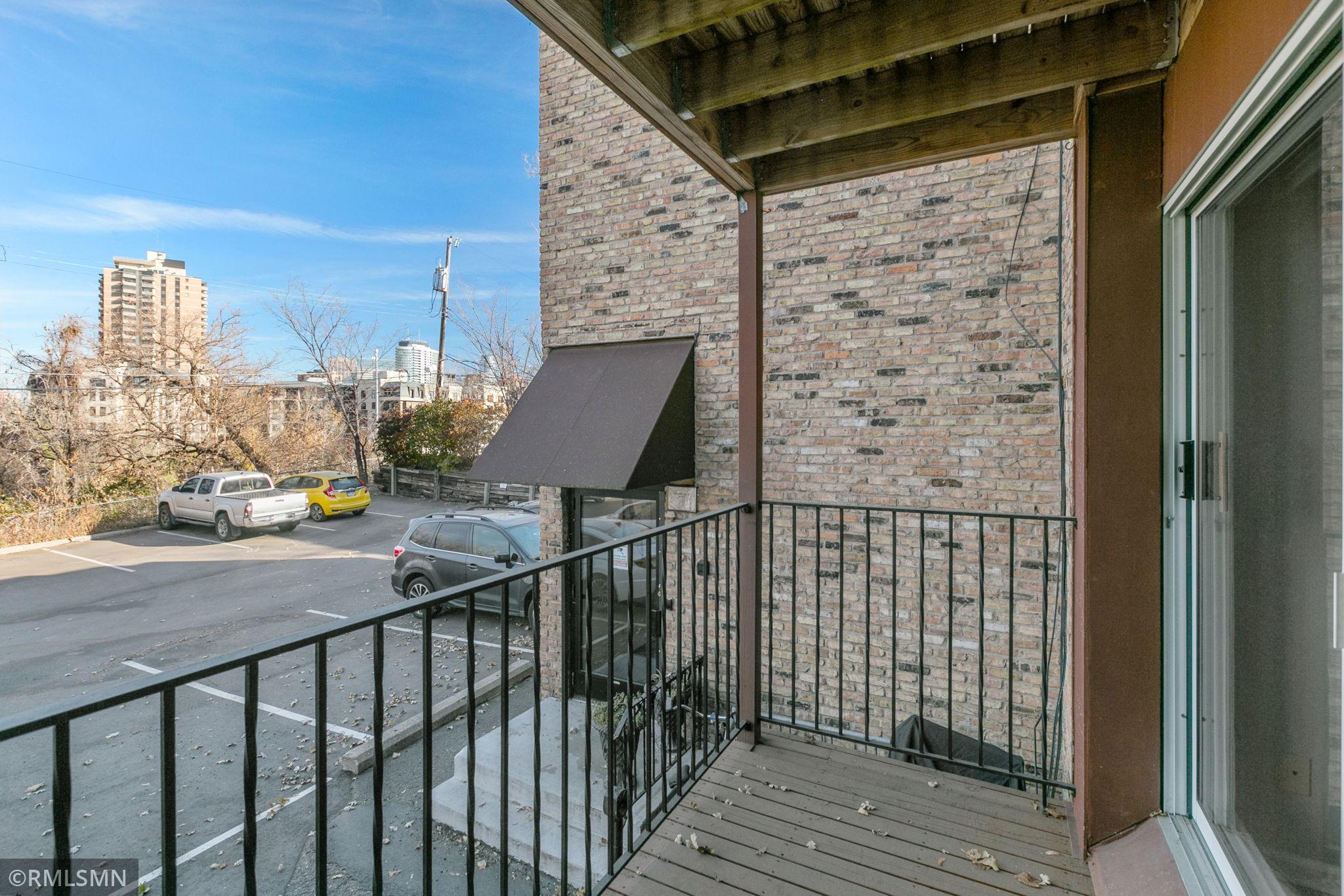 520 Ridgewood Avenue #103, Minneapolis, Minnesota image 20