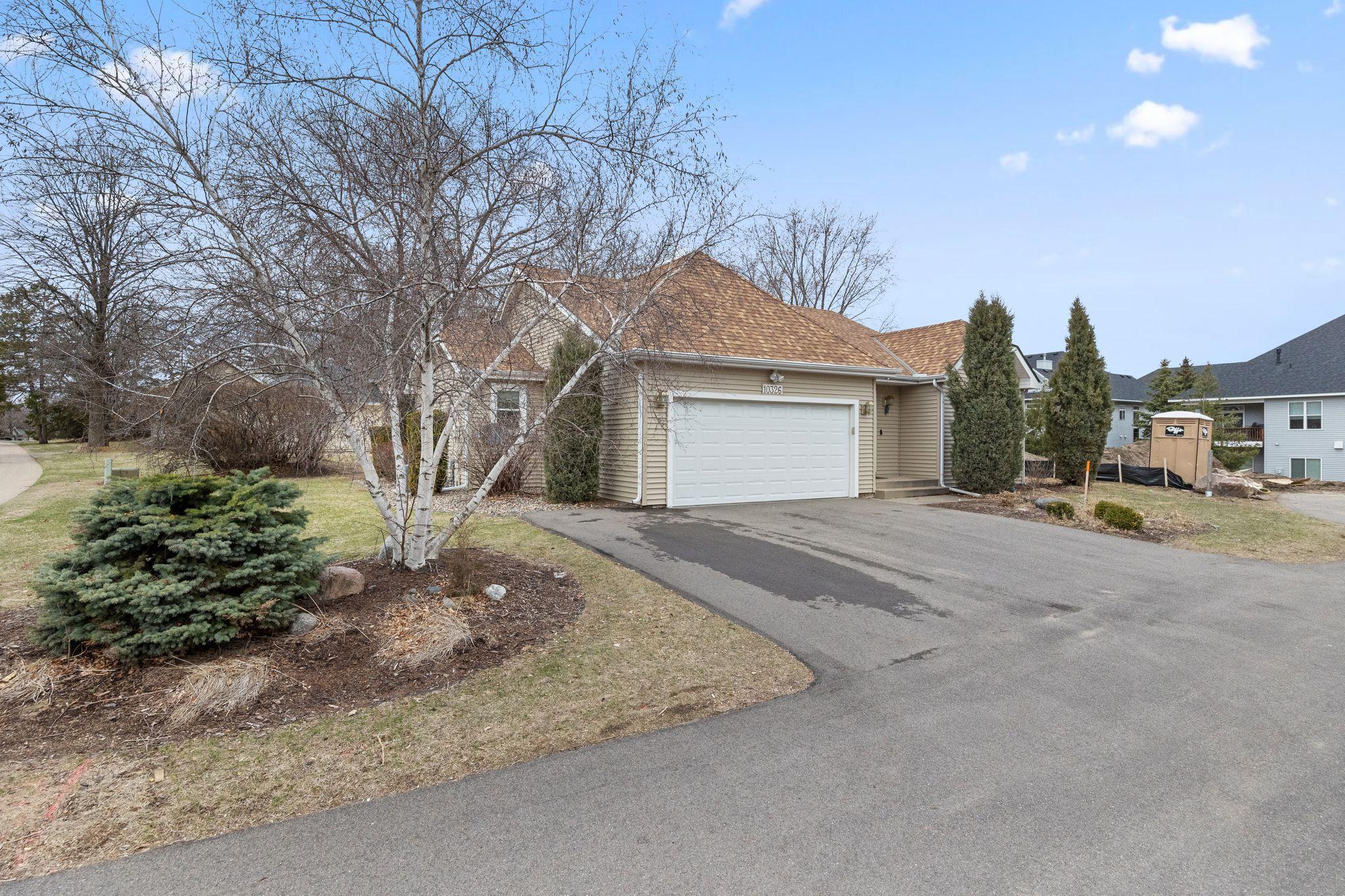 10326 Lee Drive, Eden Prairie, Minnesota image 3