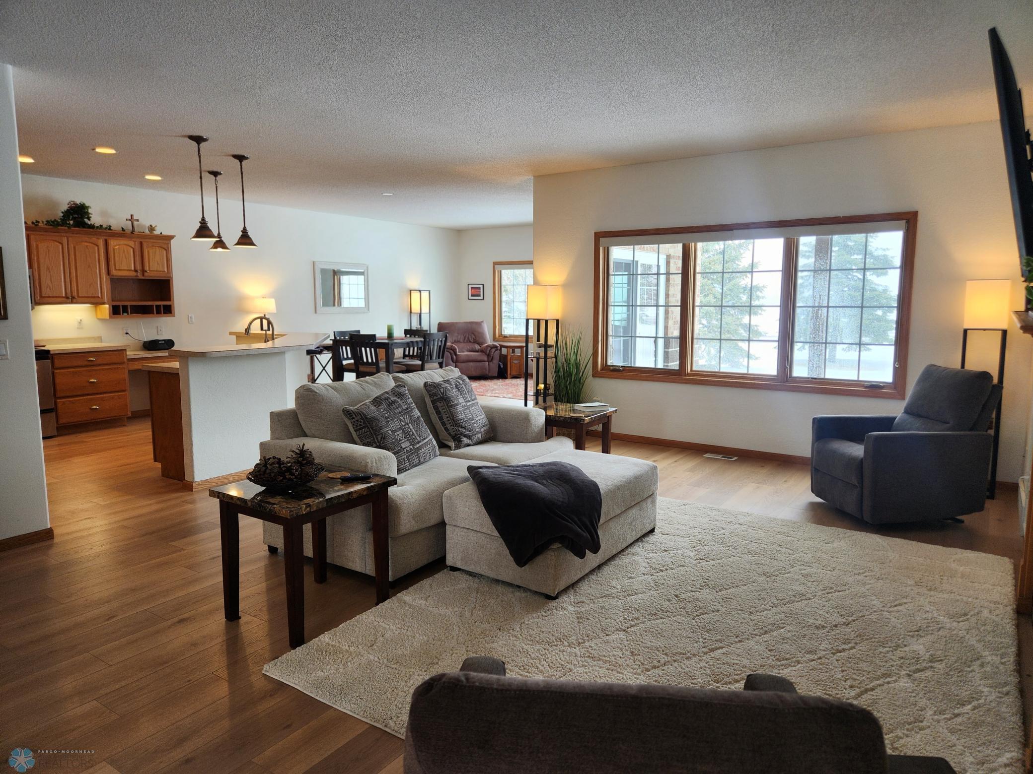 3814 S 41st Avenue, Moorhead, Minnesota image 8