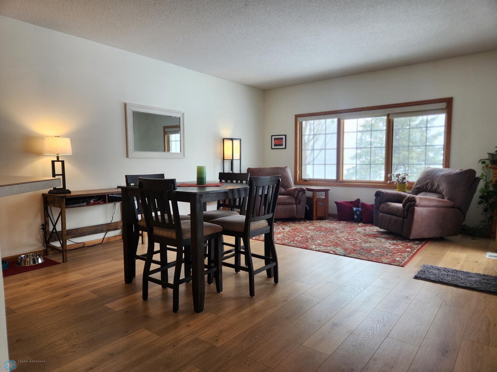 3814 S 41st Avenue, Moorhead, Minnesota image 9