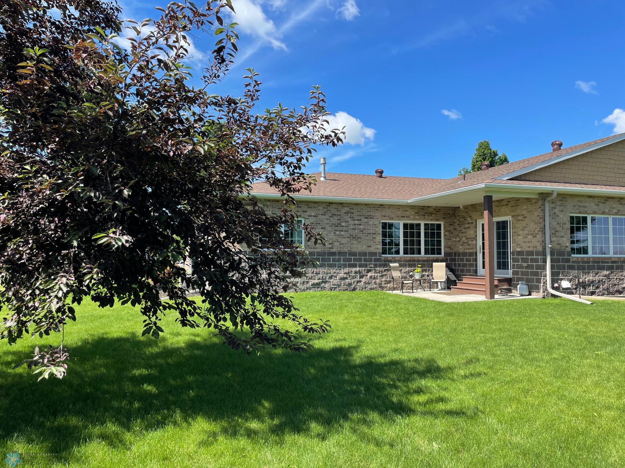 3814 S 41st Avenue, Moorhead, Minnesota image 5