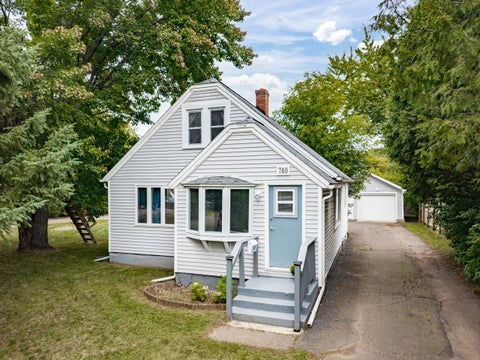 Homes For Sale - 740 Larch Street<br/> Cloquet, MN 55720