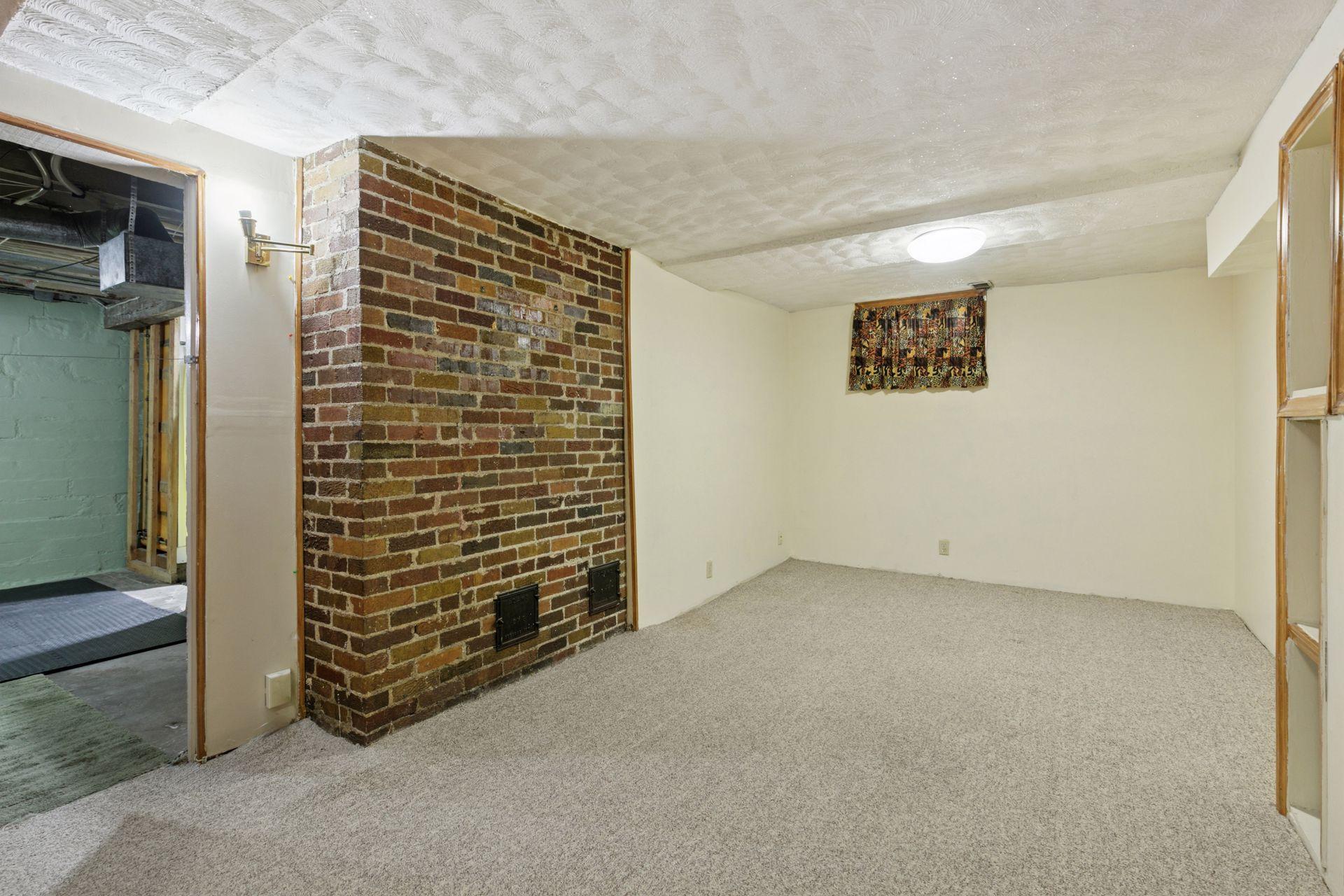 945 Sherburne Avenue, Saint Paul, Minnesota image 20