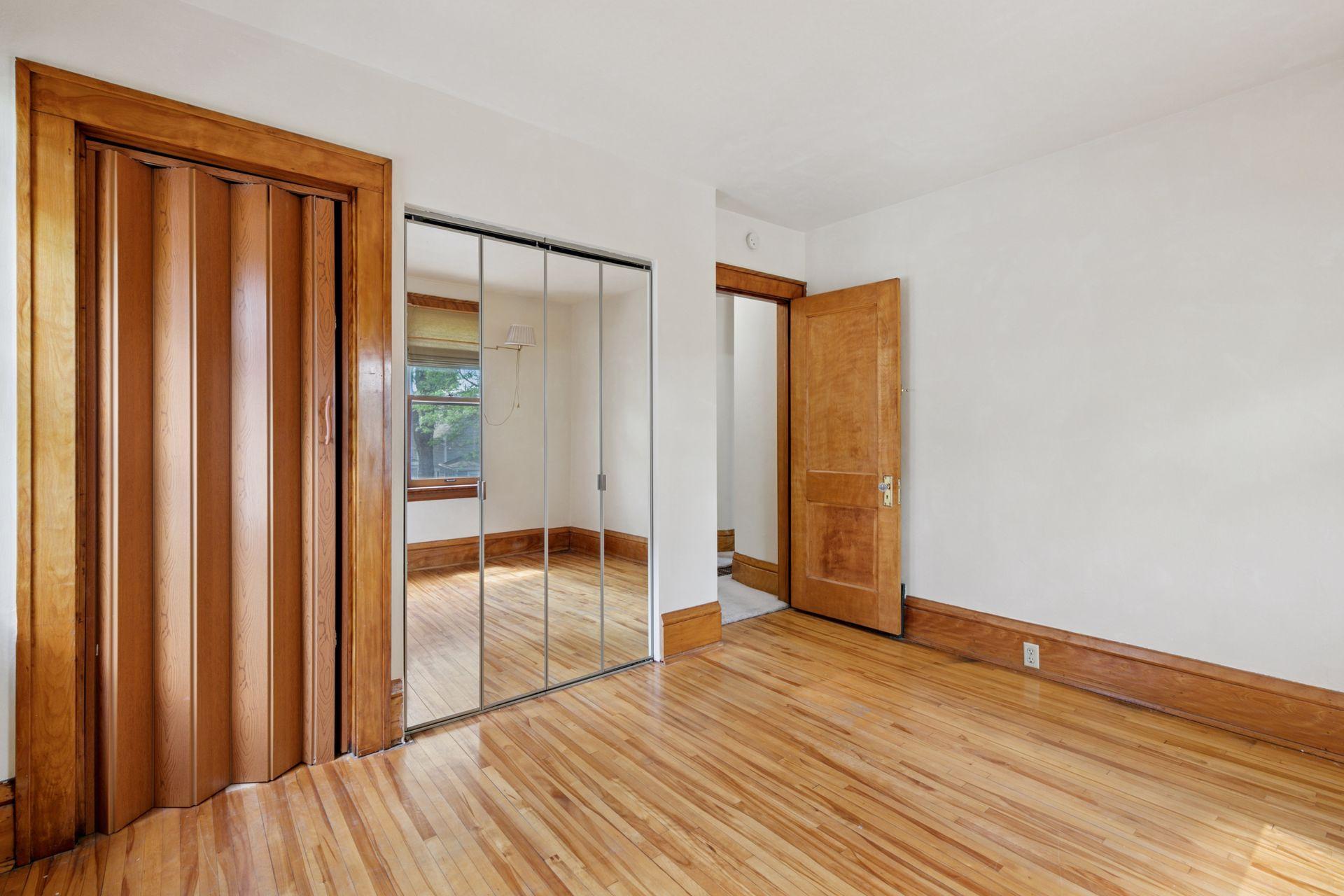 945 Sherburne Avenue, Saint Paul, Minnesota image 17