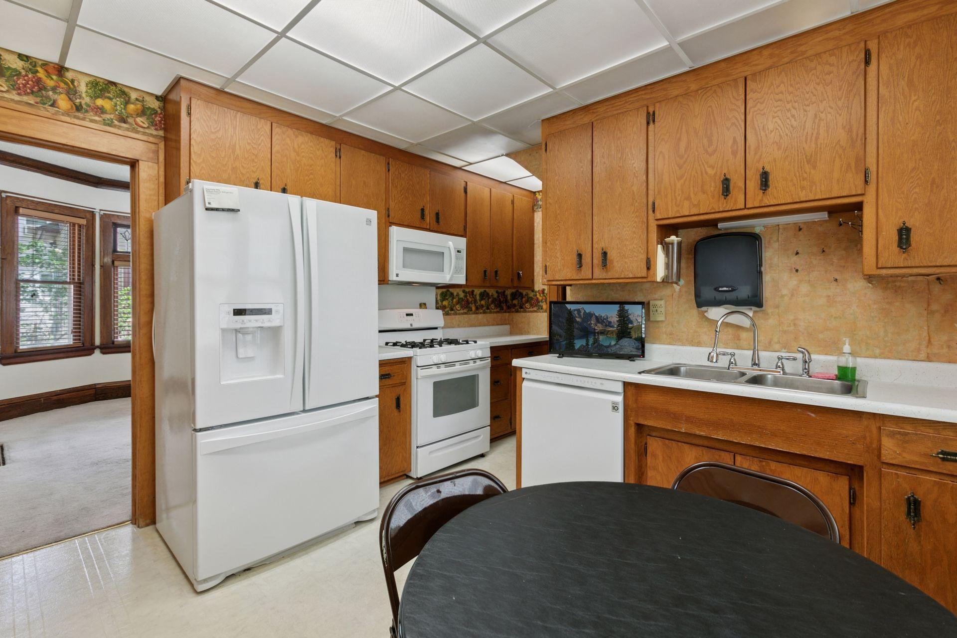 945 Sherburne Avenue, Saint Paul, Minnesota image 4