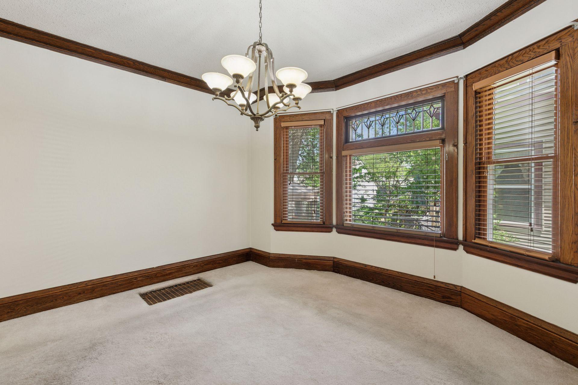 945 Sherburne Avenue, Saint Paul, Minnesota image 36