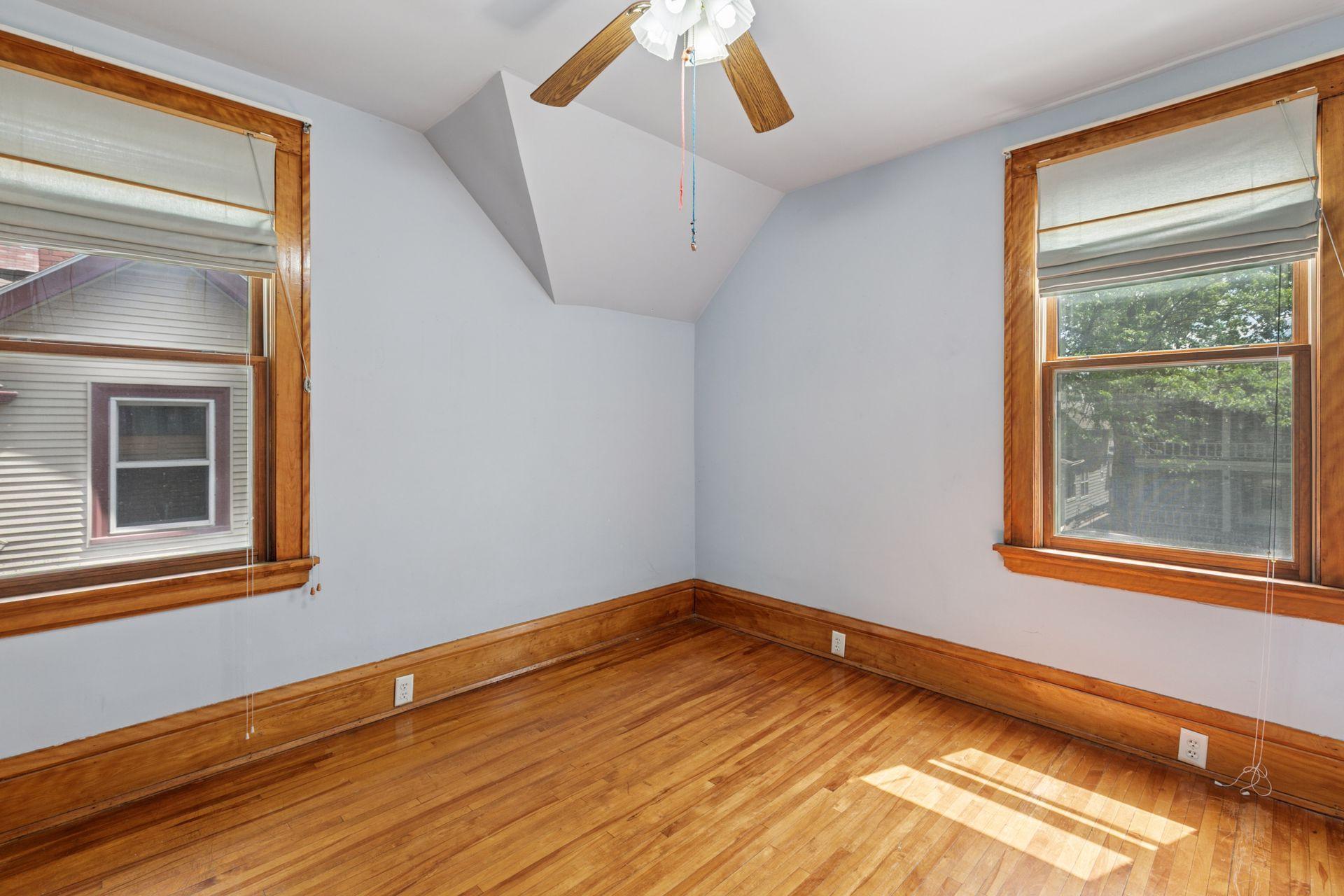 945 Sherburne Avenue, Saint Paul, Minnesota image 12