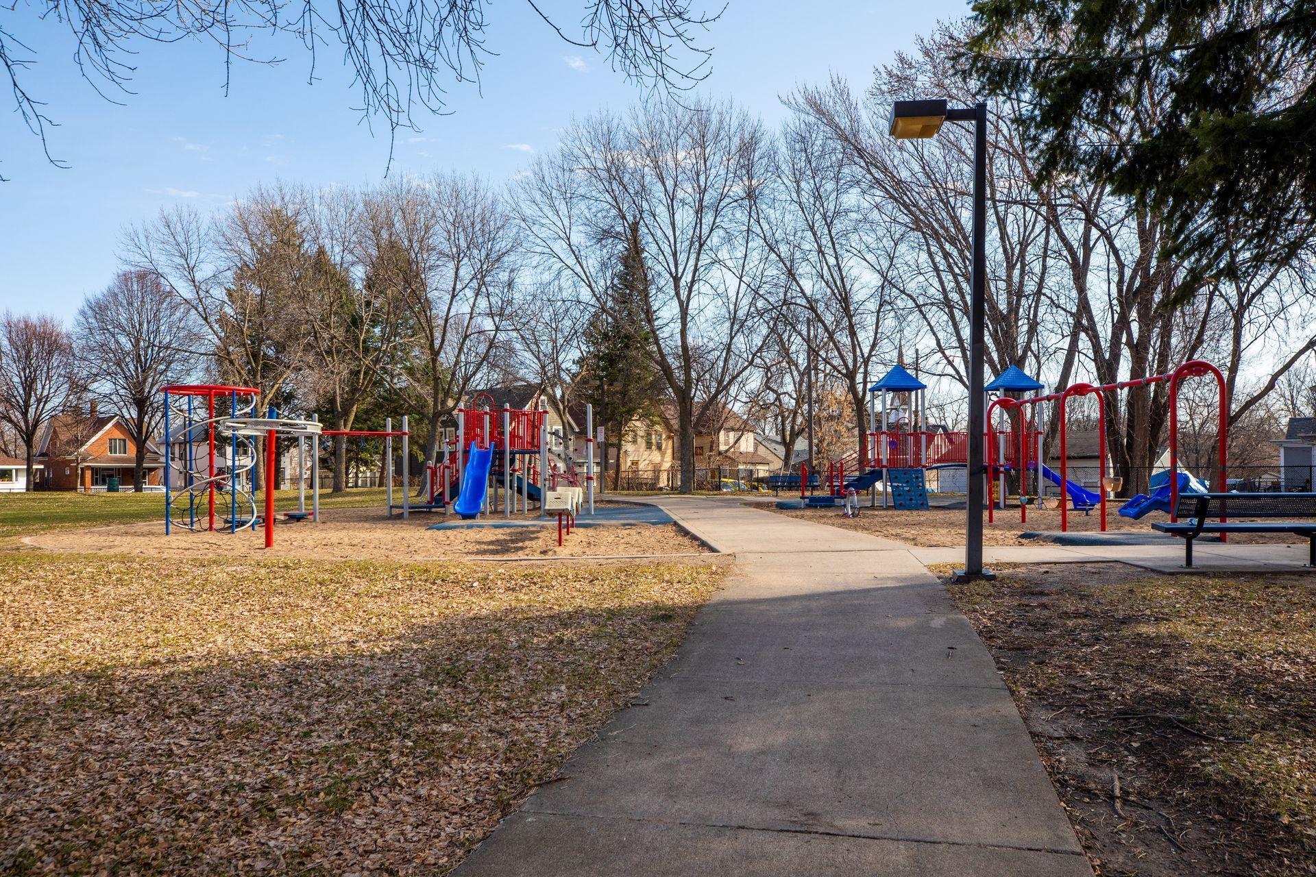 945 Sherburne Avenue, Saint Paul, Minnesota image 41