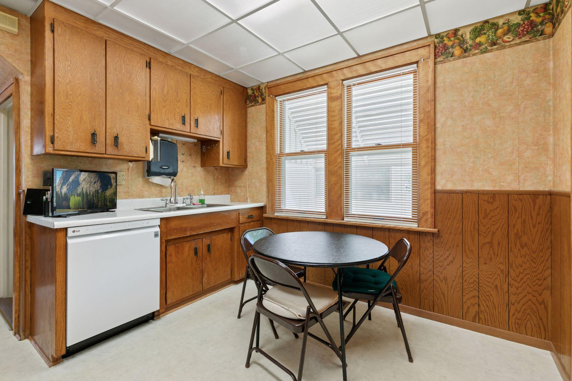945 Sherburne Avenue, Saint Paul, Minnesota image 37