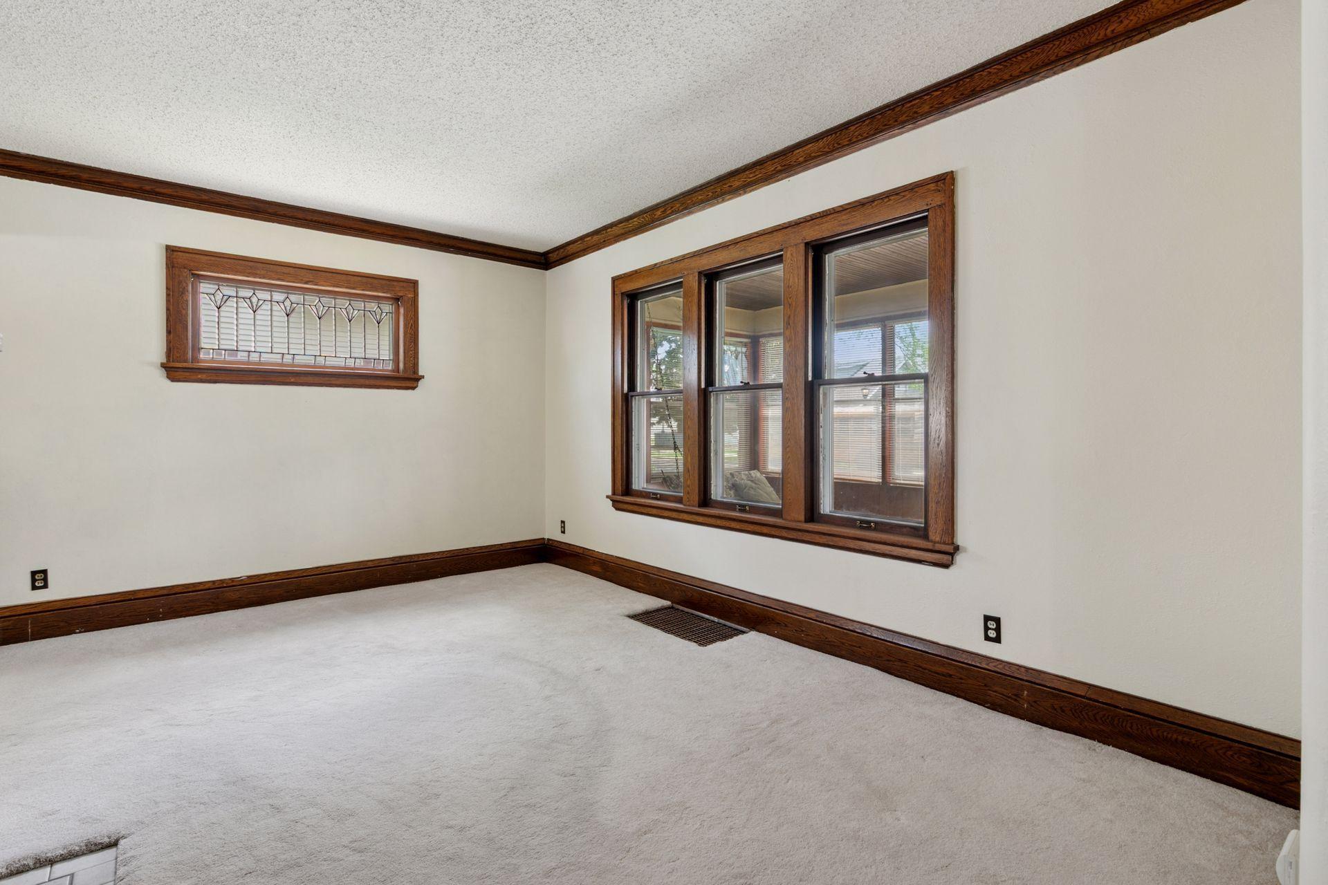 945 Sherburne Avenue, Saint Paul, Minnesota image 33