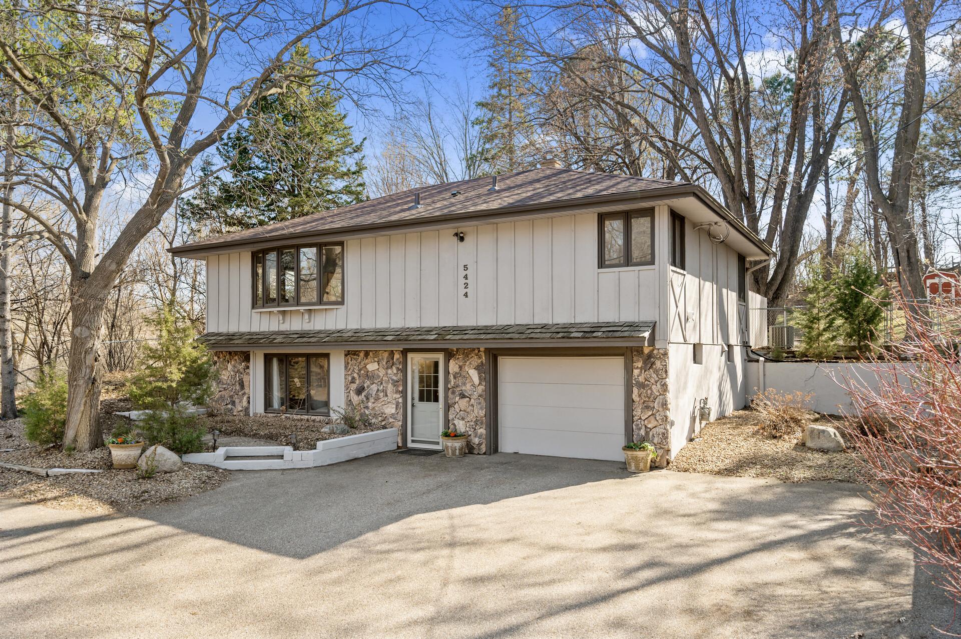 5424 Rowland Road, Hopkins, Minnesota image 1