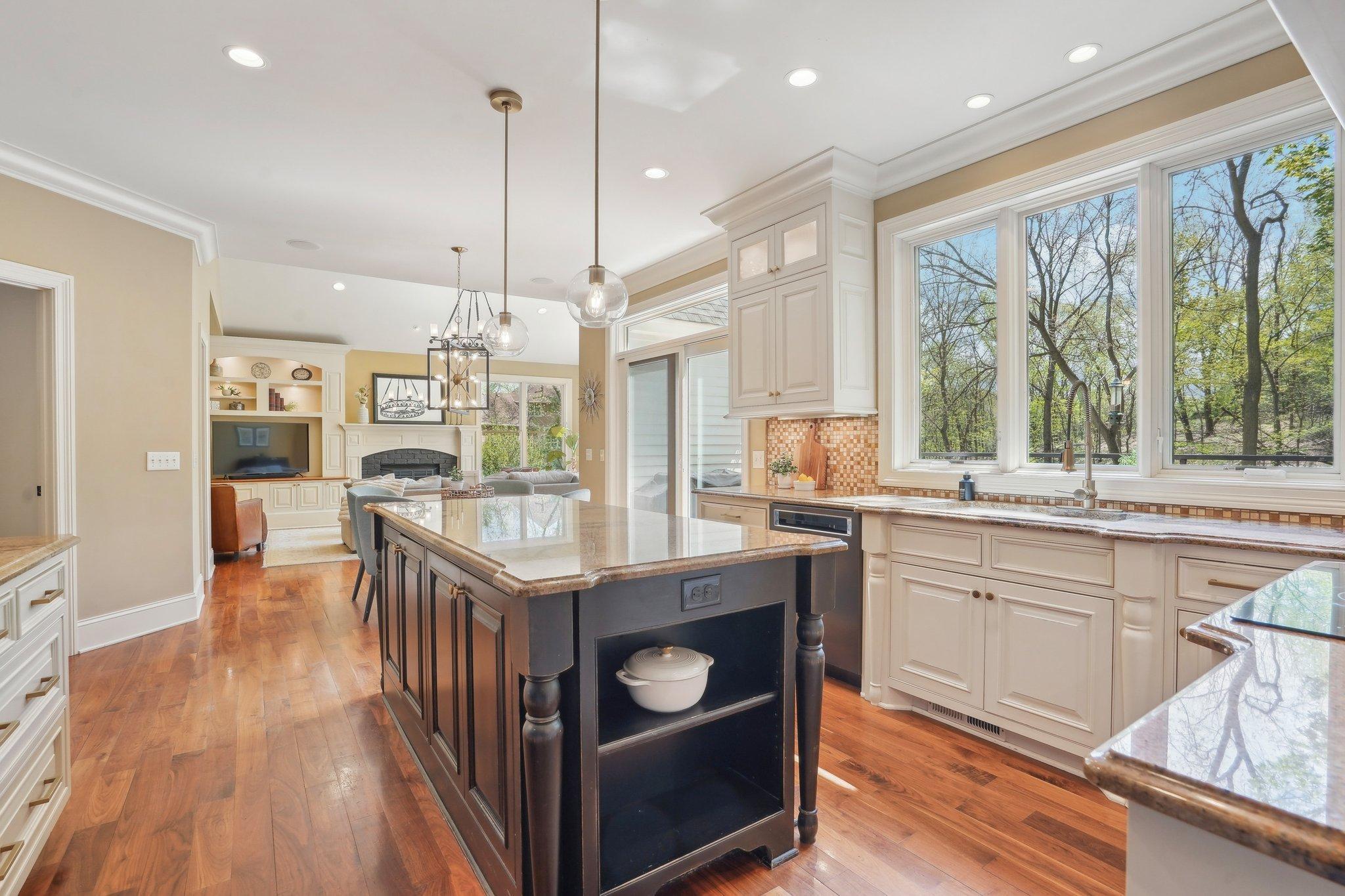6357 Oxbow Bend, Chanhassen, Minnesota image 12