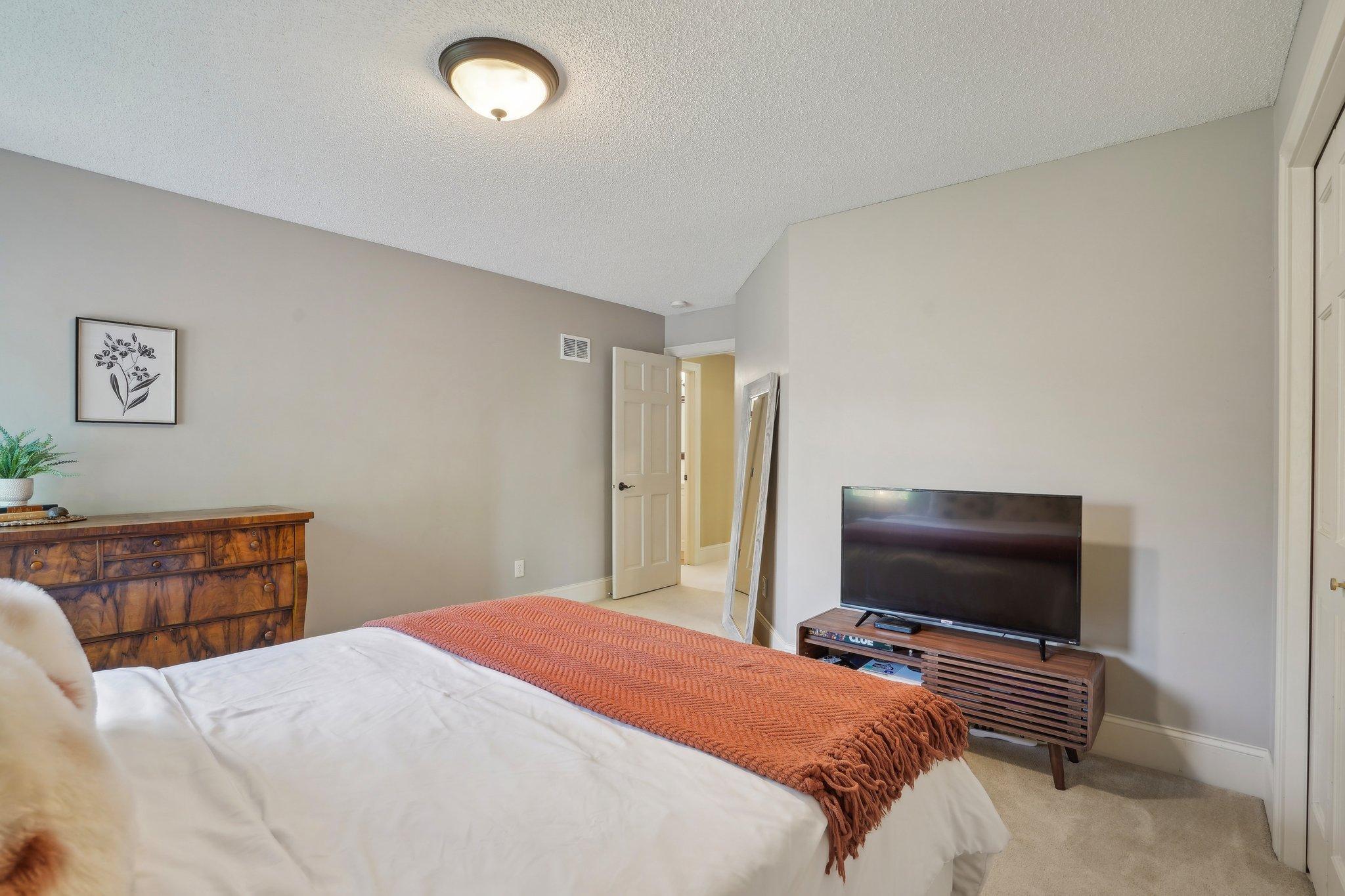 6357 Oxbow Bend, Chanhassen, Minnesota image 38